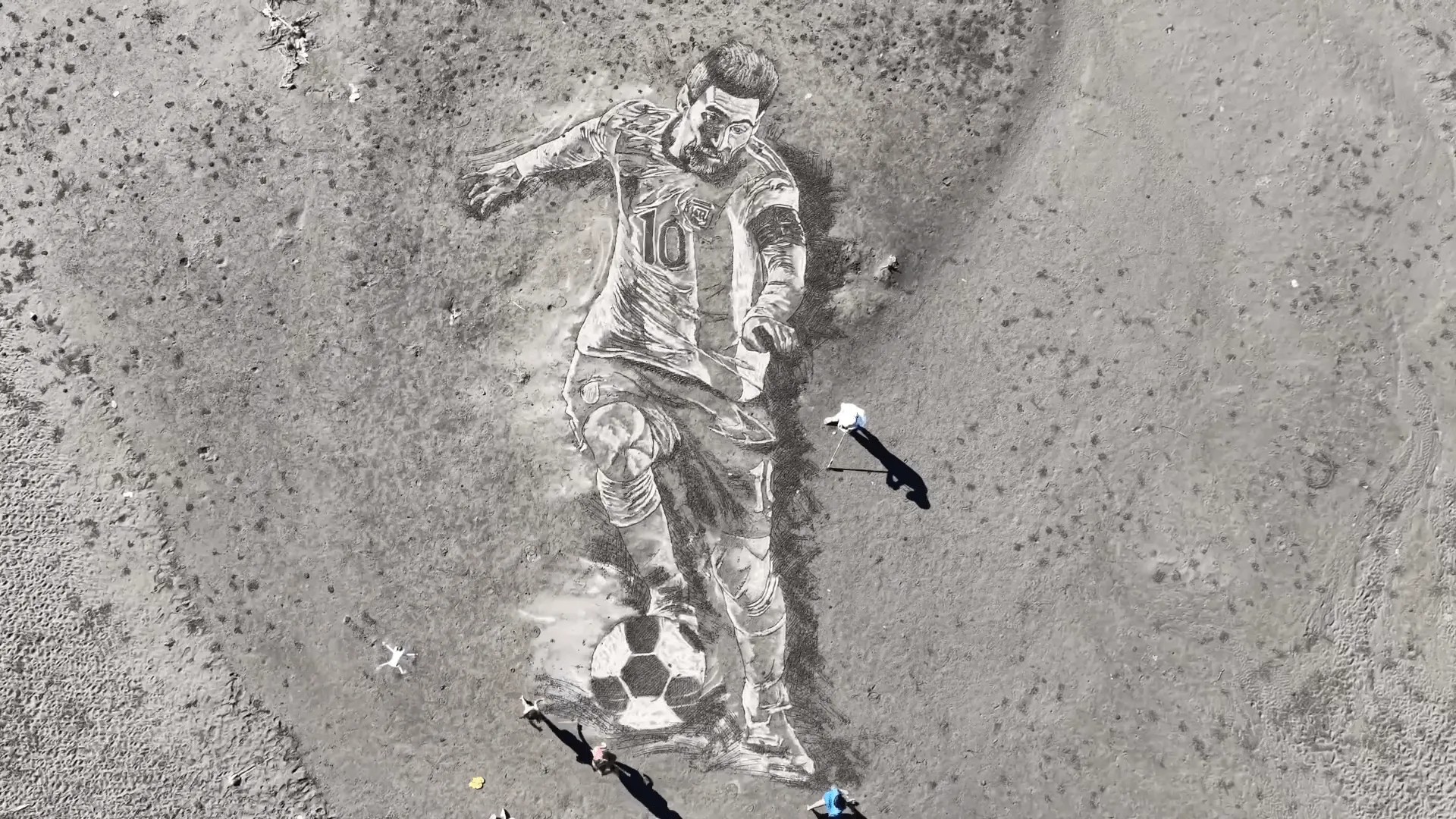 Portretul uriaș al lui Messi, sculptat în nisip pe o plajă din Filipine, în cinstea Cupei Mondiale