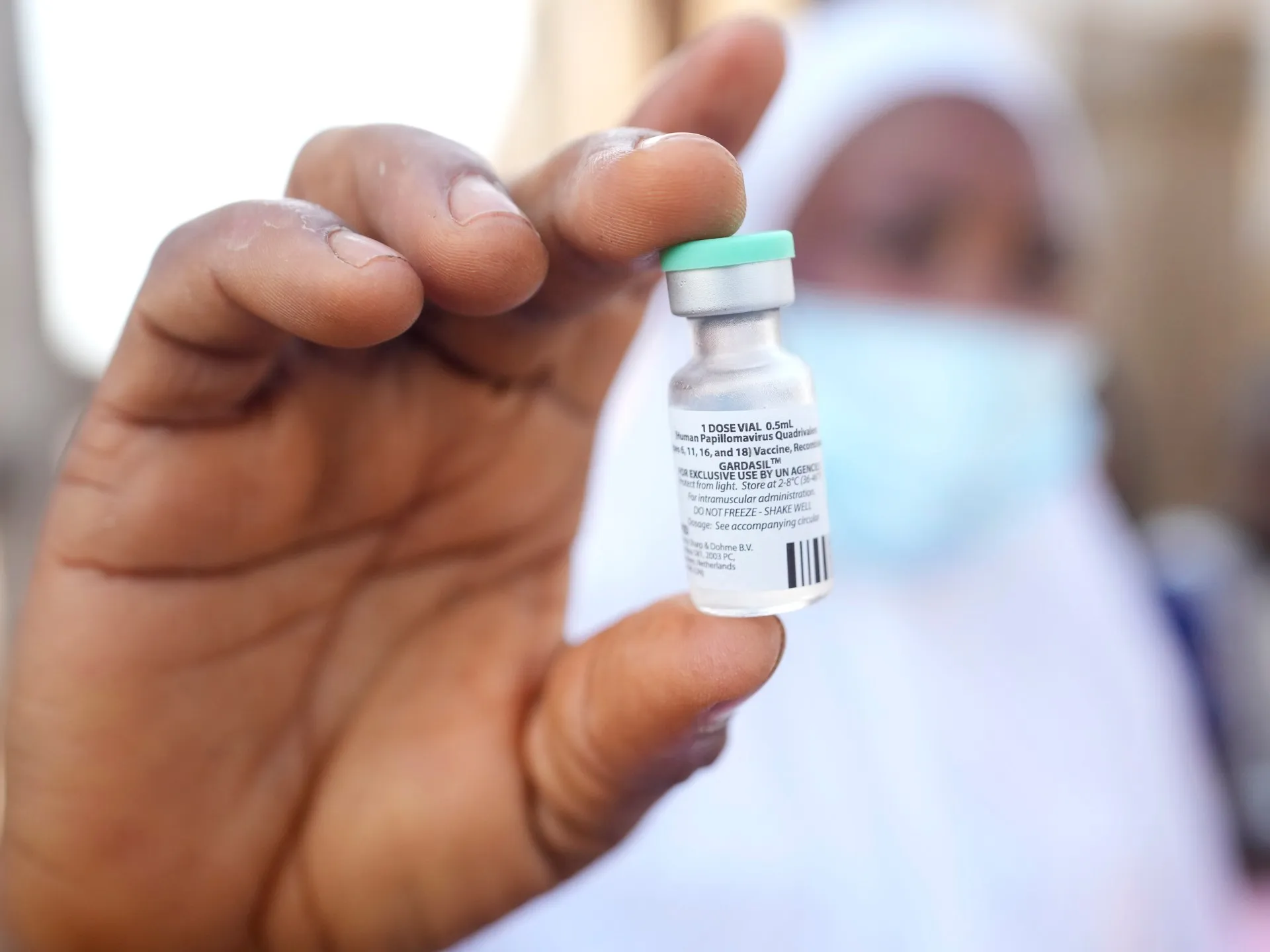 Vaccinul HPV ar putea elimina complet decesele cauzate de cancerul de col uterin?