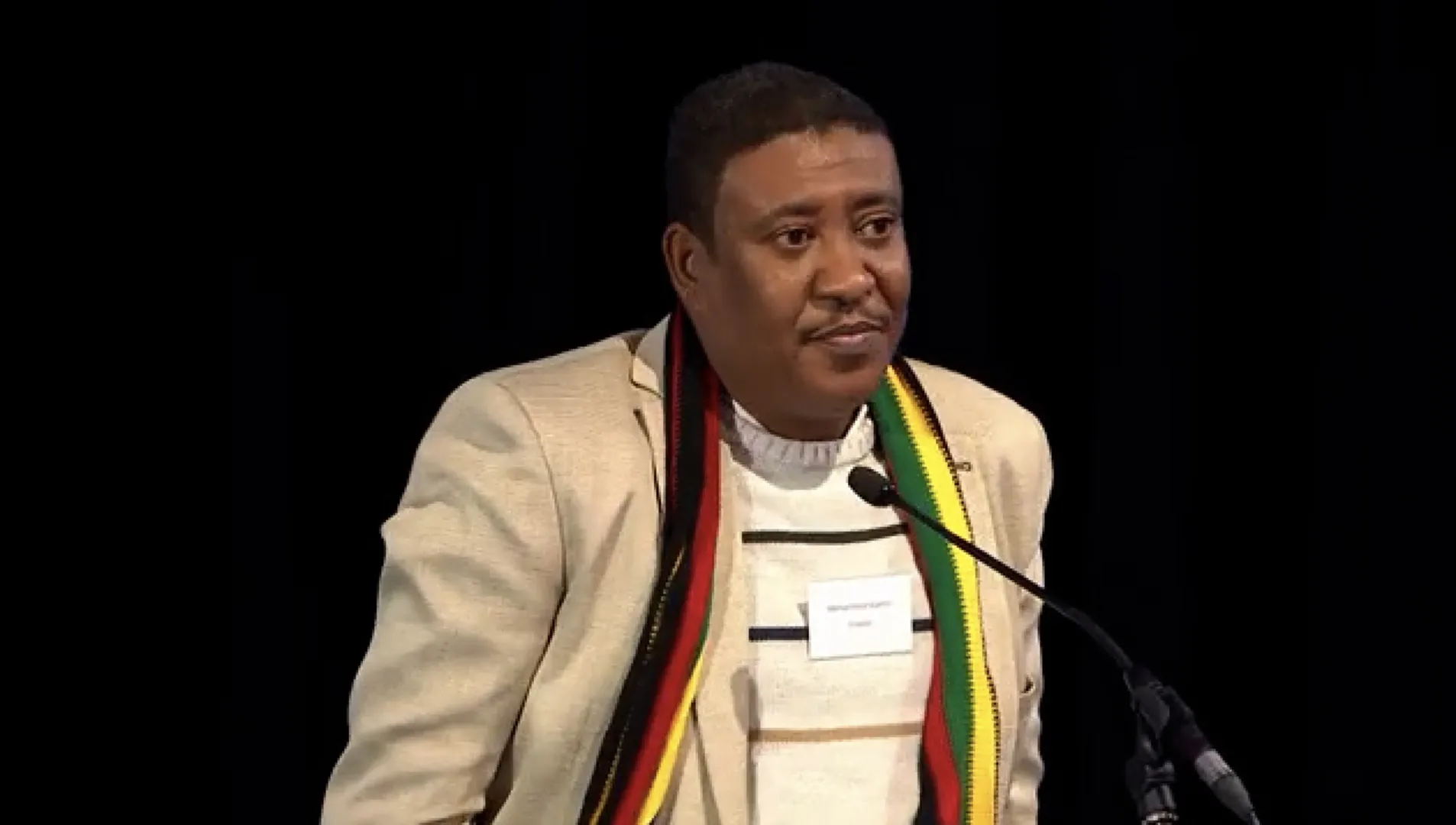 Jurnalistul sudanez Mohammed Amin, refuzat viza de către Marea Britanie pentru a intra în posesia unui premiu prestigios
