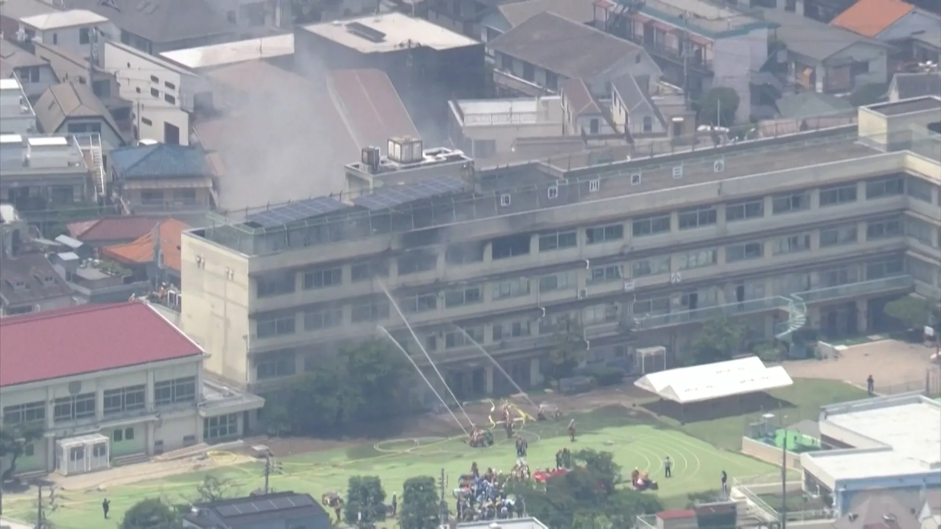 Salvare dramatică: un incendiu devastator a cuprins o școală din Japonia