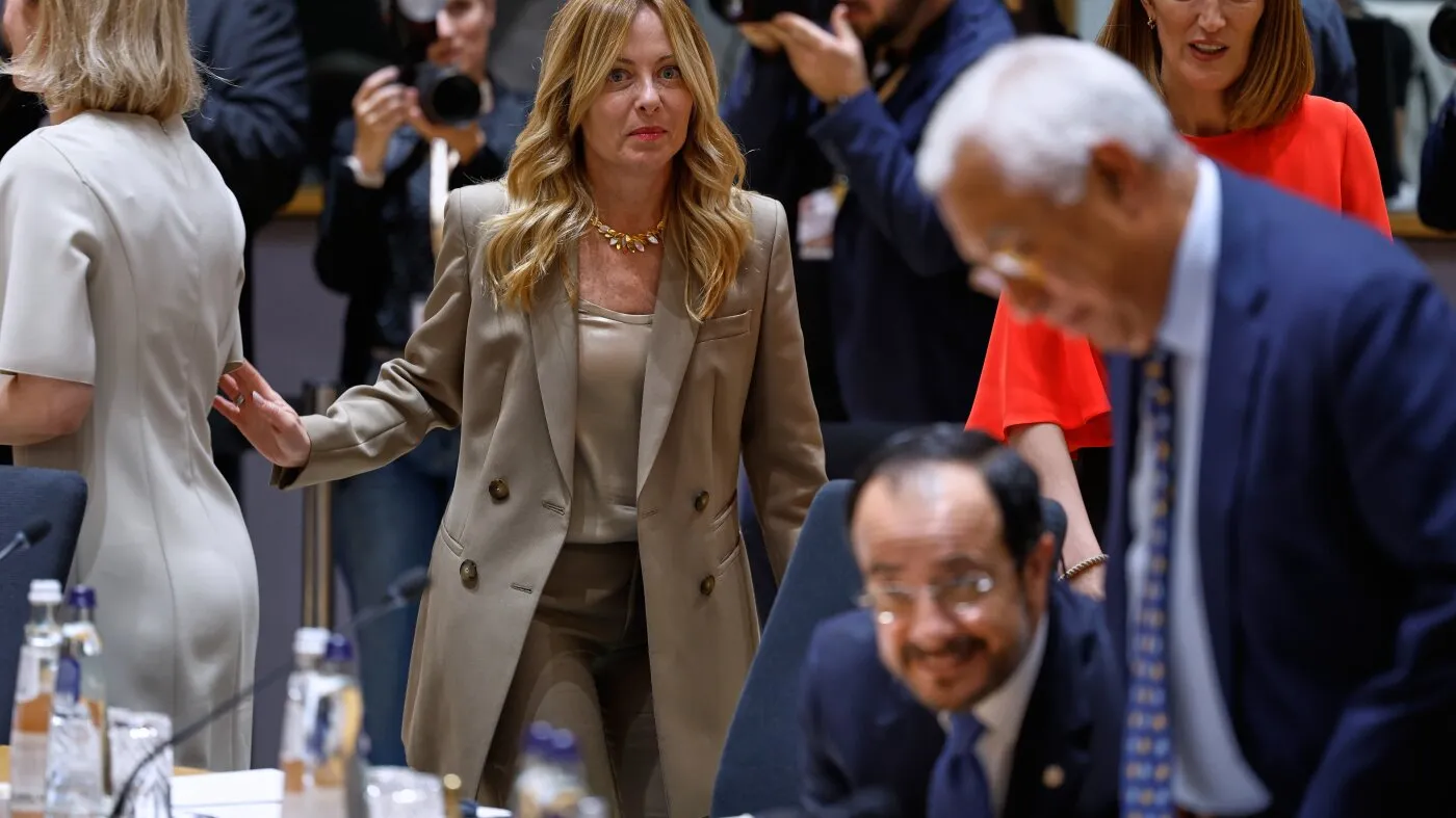 Trump și Meloni, de la alianță la ruptură: „Italia nu cerșește” – o breșă care zguduie scena internațională