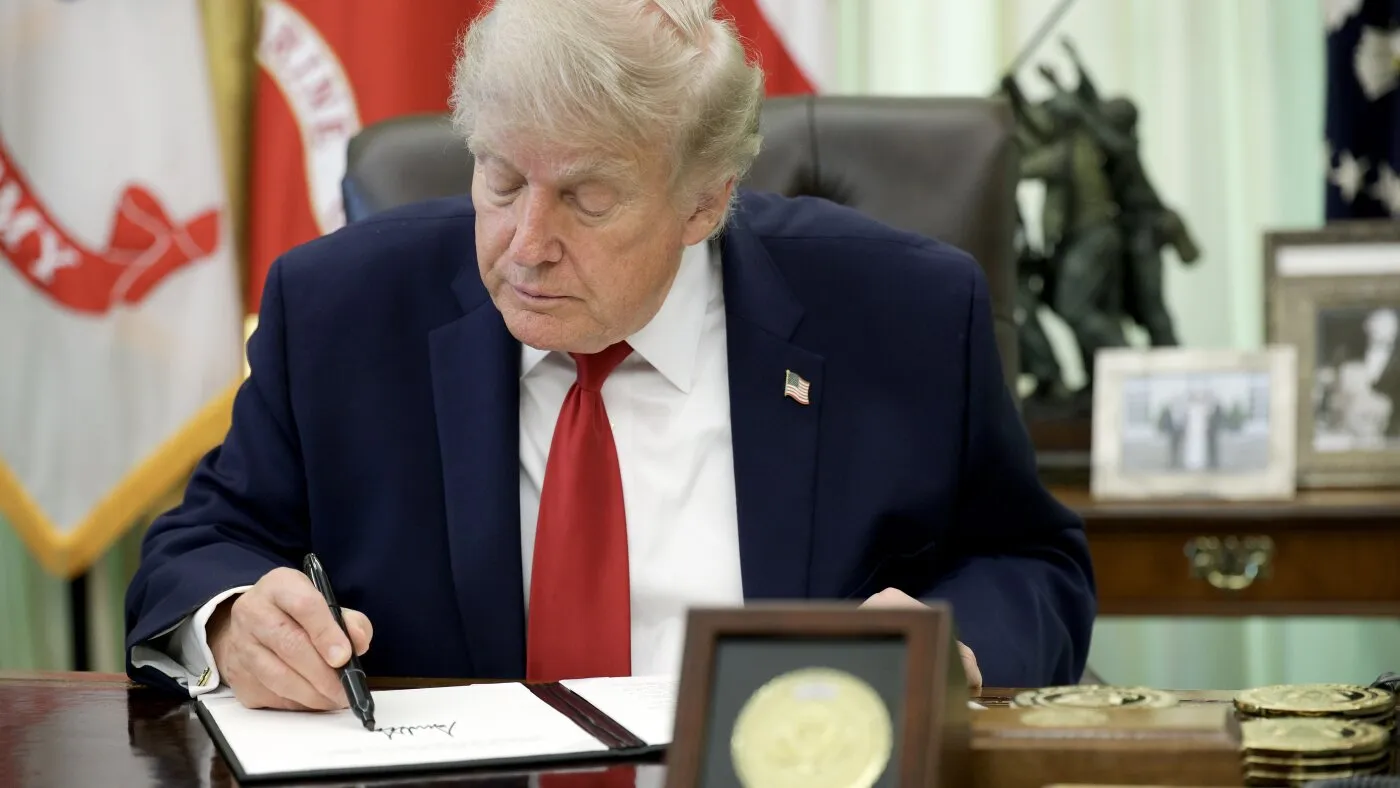 Curtea Supremă îi oferă lui Trump atât lovituri, cât și victorii în privința puterii executive