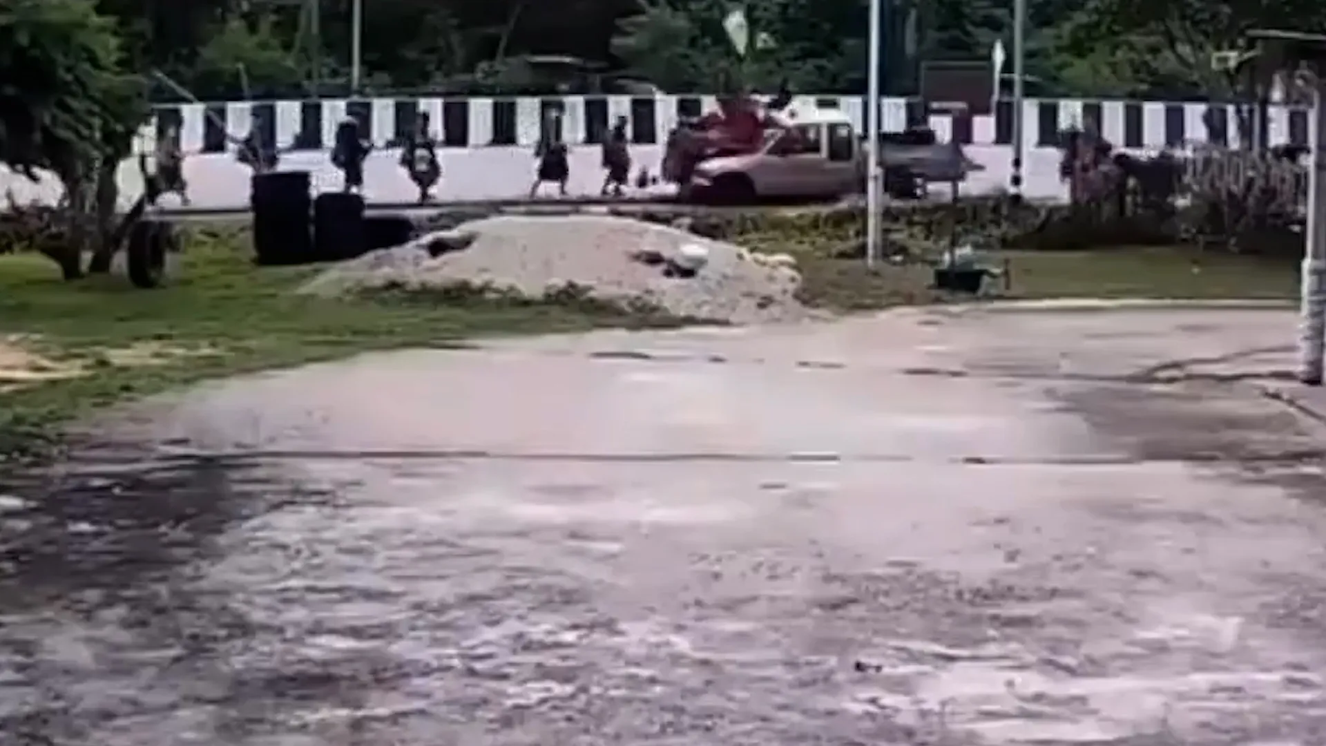 Tragedie în Thailanda: Un copil de 11 ani la volanul unui camion a ucis nouă călugări budiști