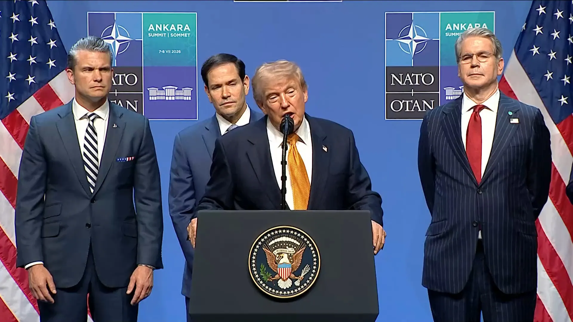 Trump spune că „poate dispărea” în timp ce se declară ținta numărul unu a Iranului