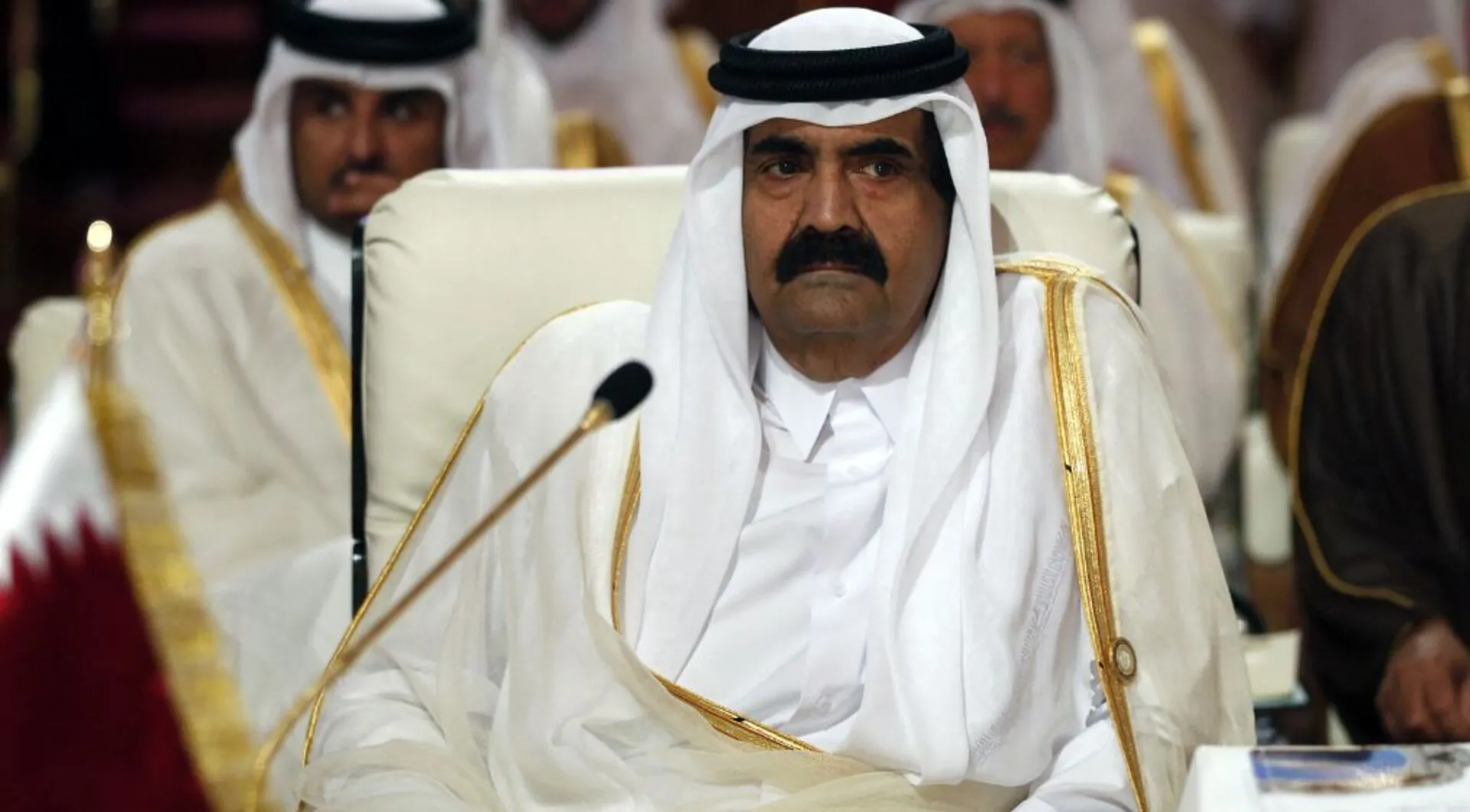 Cum va fi amintit Emirul Părinte al Qatarului?