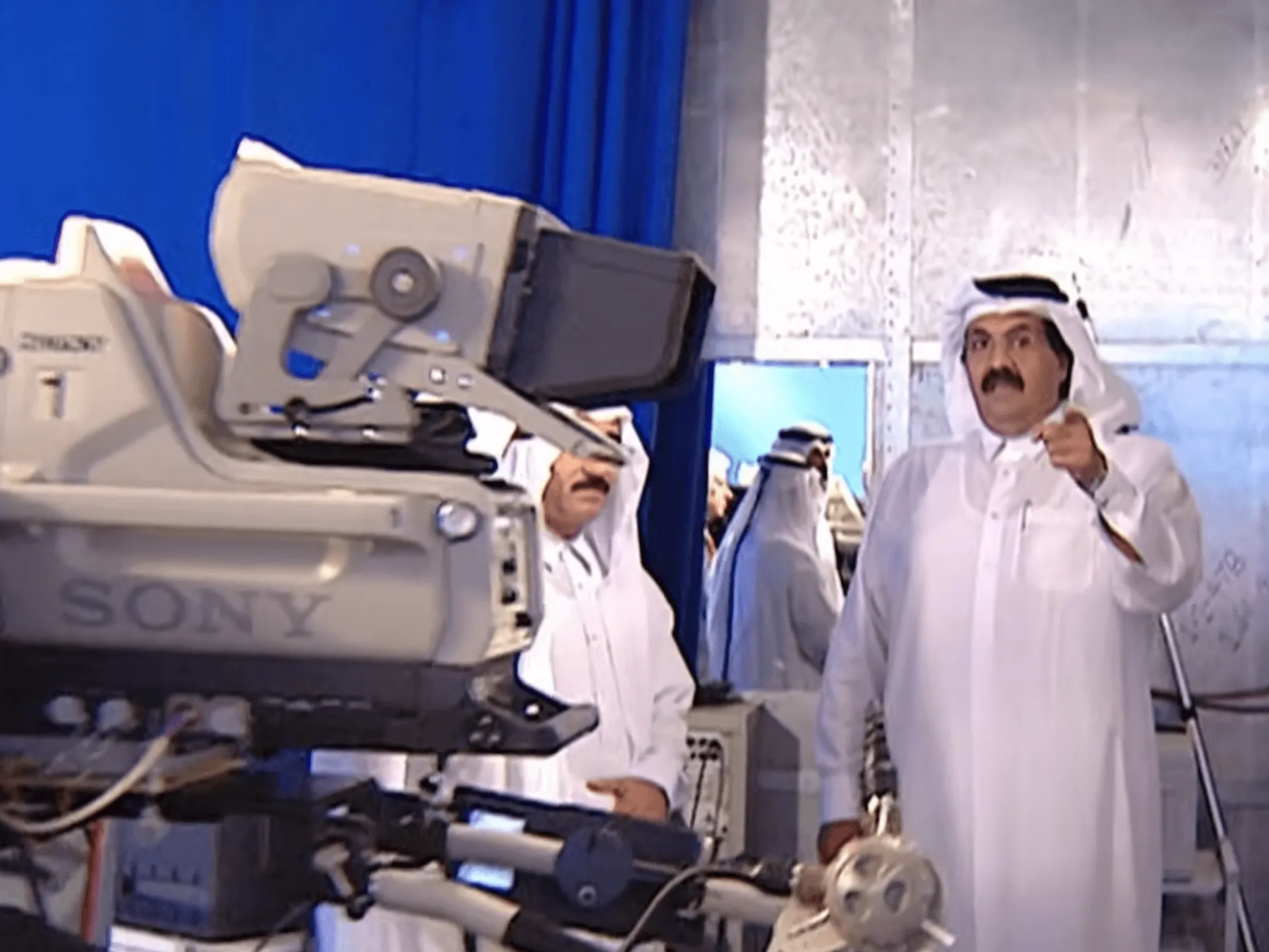 Cum a revoluționat șeicul Hamad mass-media arabă prin Al Jazeera