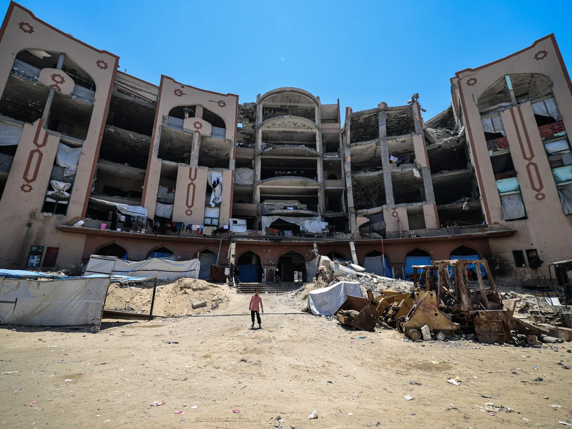 Studenți și profesori luptă să reînvie Universitatea Islamică din Gaza