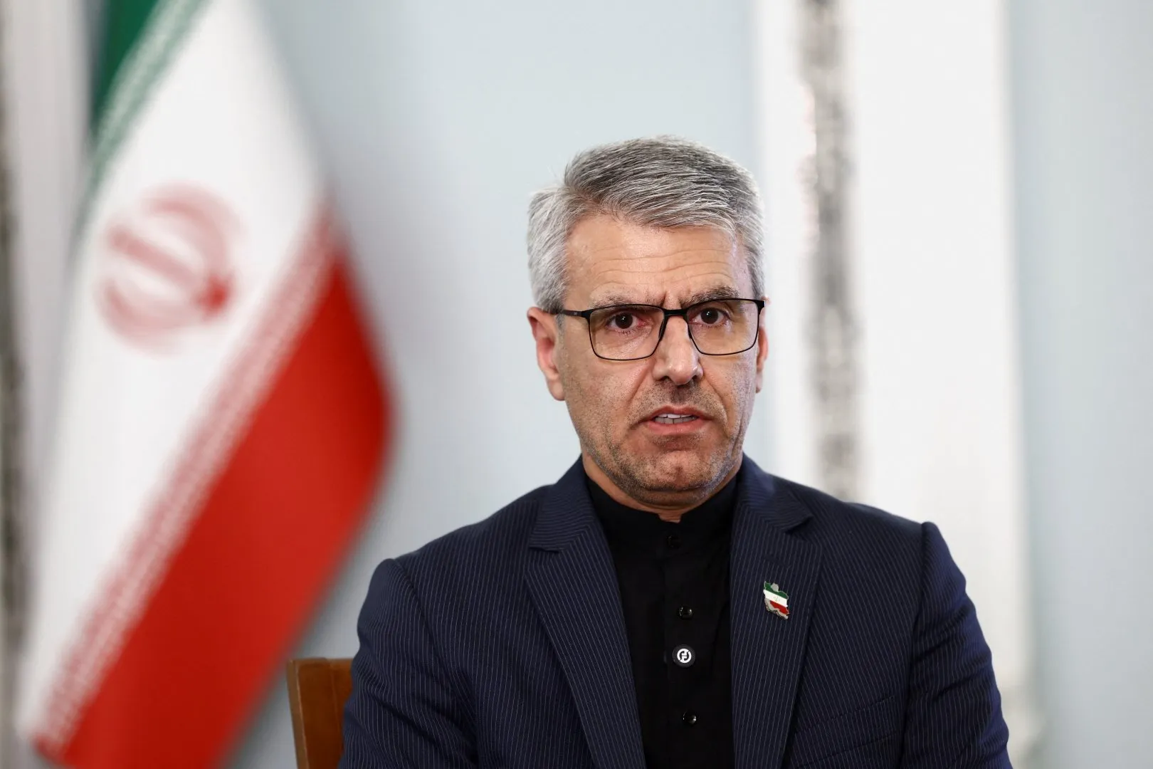 Iran respinge negocierile cu SUA: Tensiunile din Strâmtoarea Hormuz escaladează
