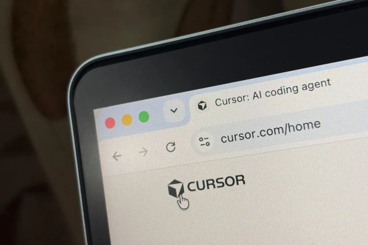 Cursor face cea mai mare ofensivă în India înainte de achiziția SpaceX: prețuri localizate pentru dezvoltatori