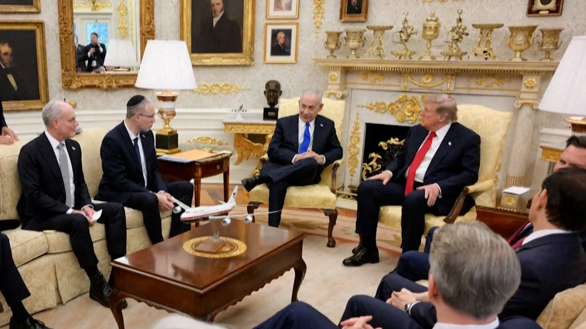 Trump și Netanyahu, întâlnire la Casa Albă fără presă: Semne de tensiune în relația SUA-Israel
