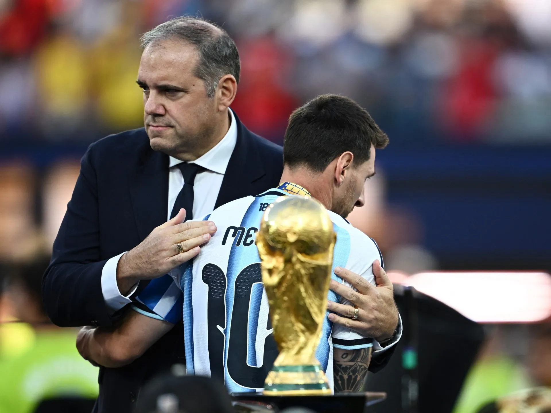 Planul șoc al FIFA de a vinde acțiuni în valoare de 20 de miliarde de dolari: confederațiile americane și asiatice, luate prin surprindere