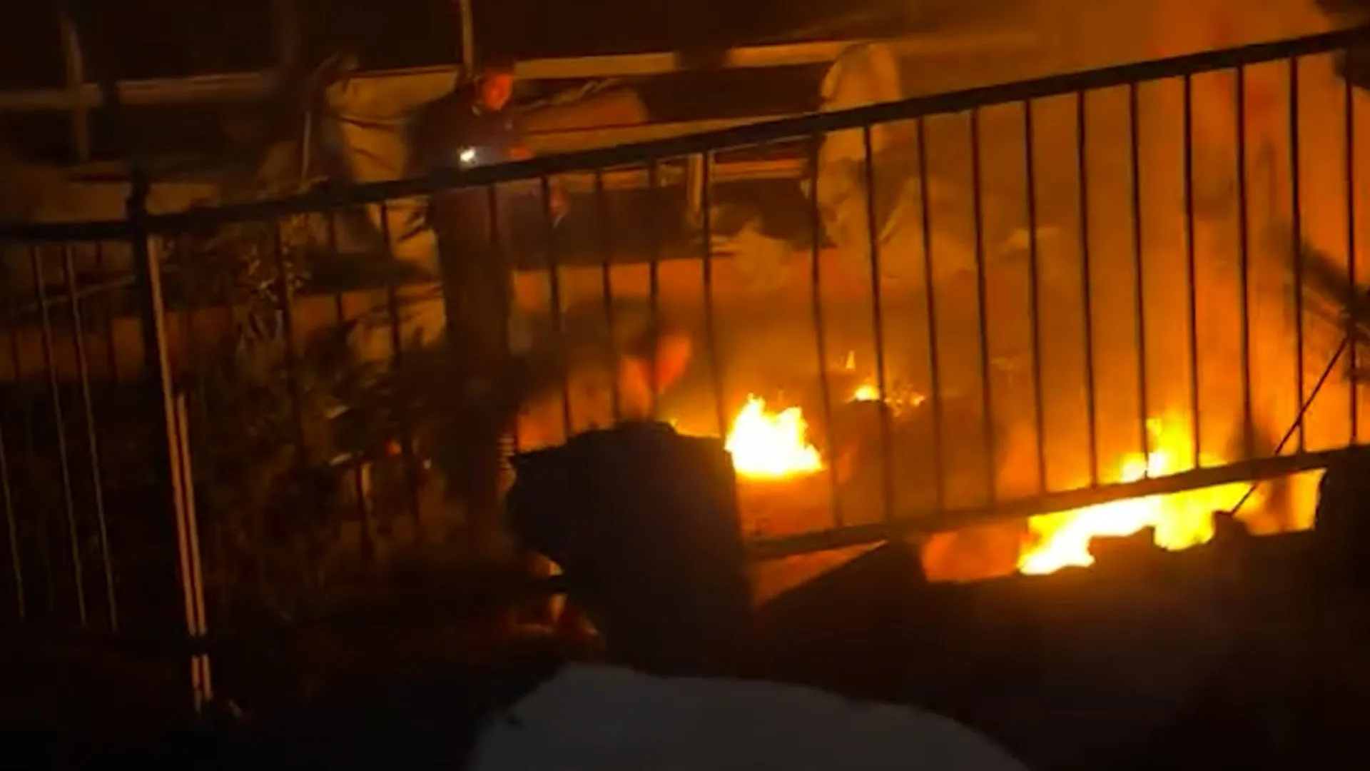 Atacuri israeliene în Gaza la o zi după ce Hamas a acceptat dezarmarea