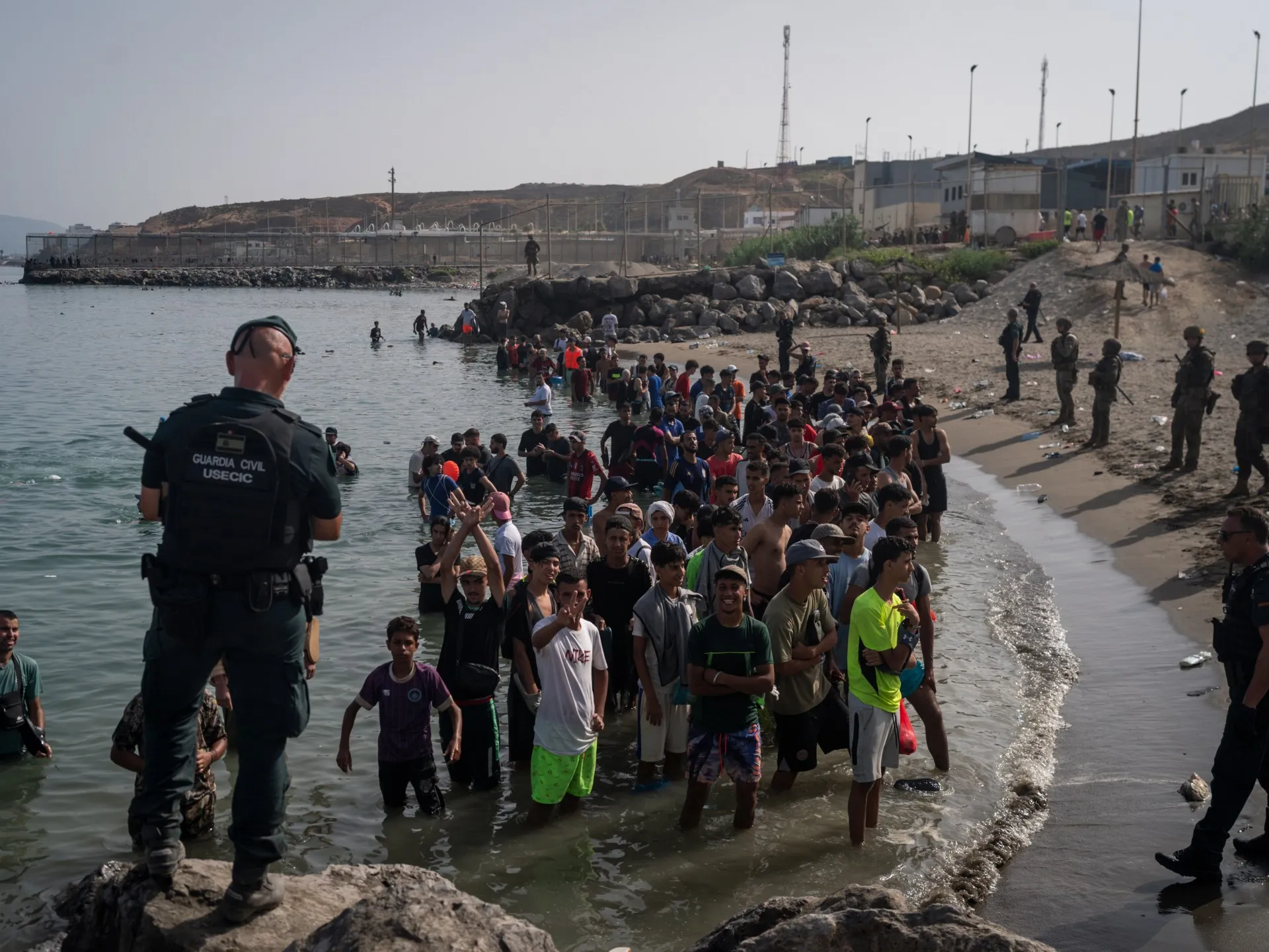 Spania anunță că migranții părăsesc Ceuta după valul masiv de intrări în care 67 de persoane au murit