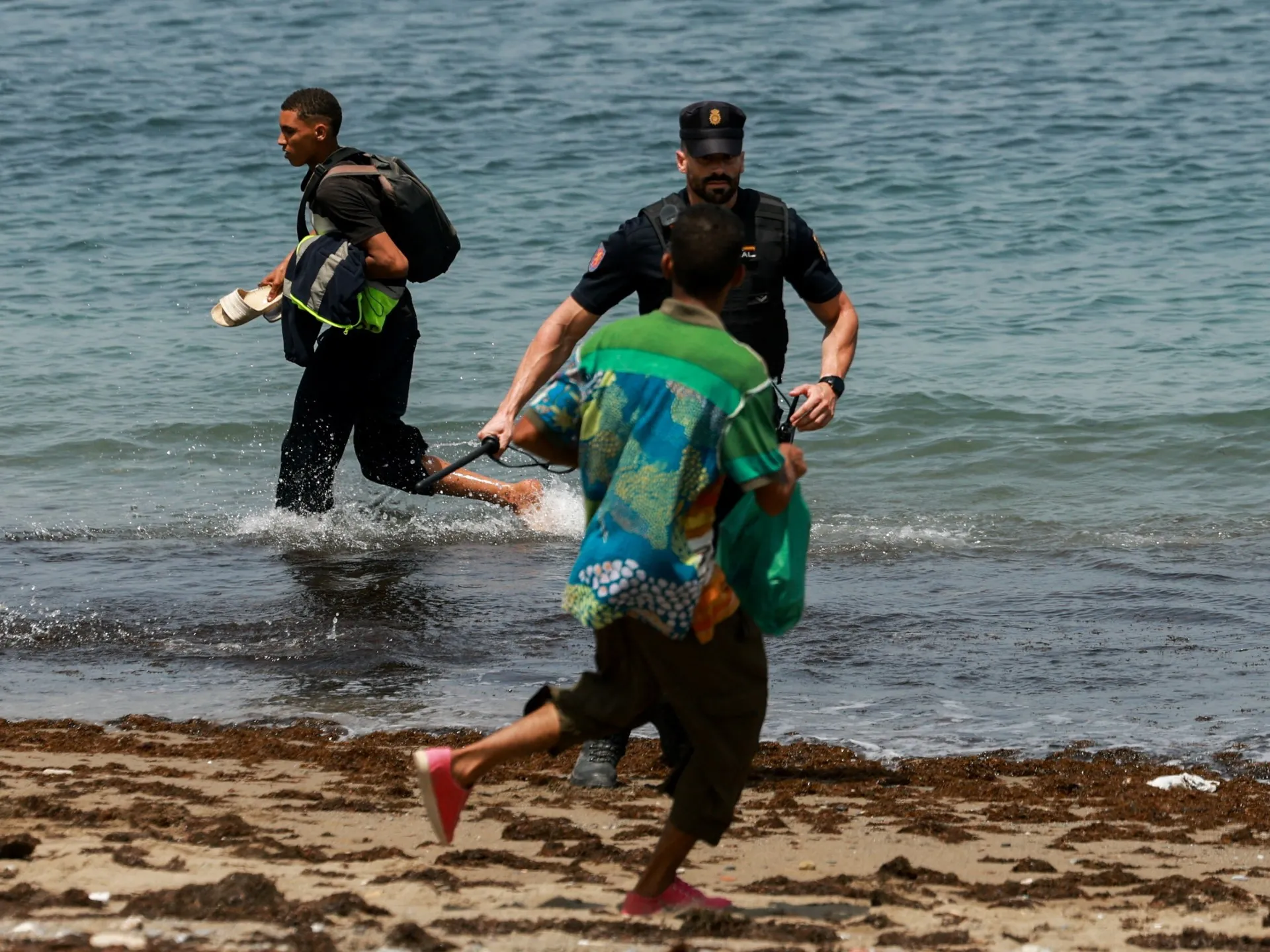 Criza migranților din Ceuta: 72 de morți după un val fără precedent de treceri ilegale