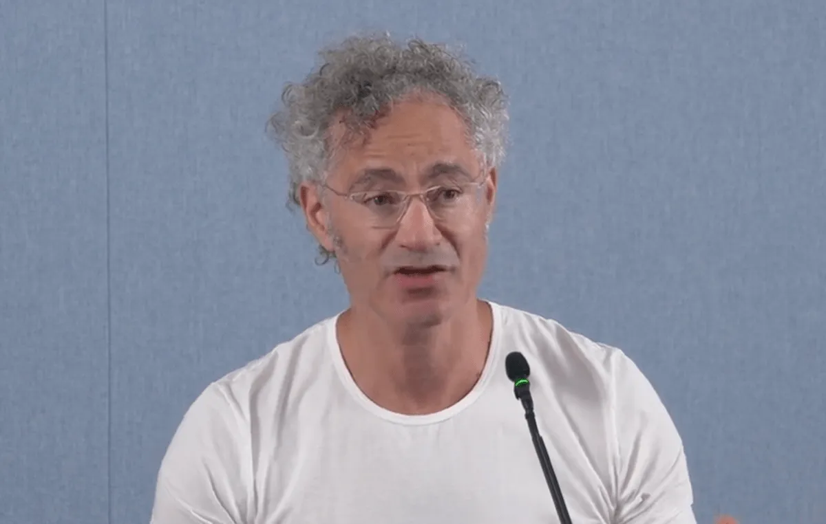 După un trimestru de excepție, CEO-ul Palantir, Alex Karp, numește industria AI „marxistă”
