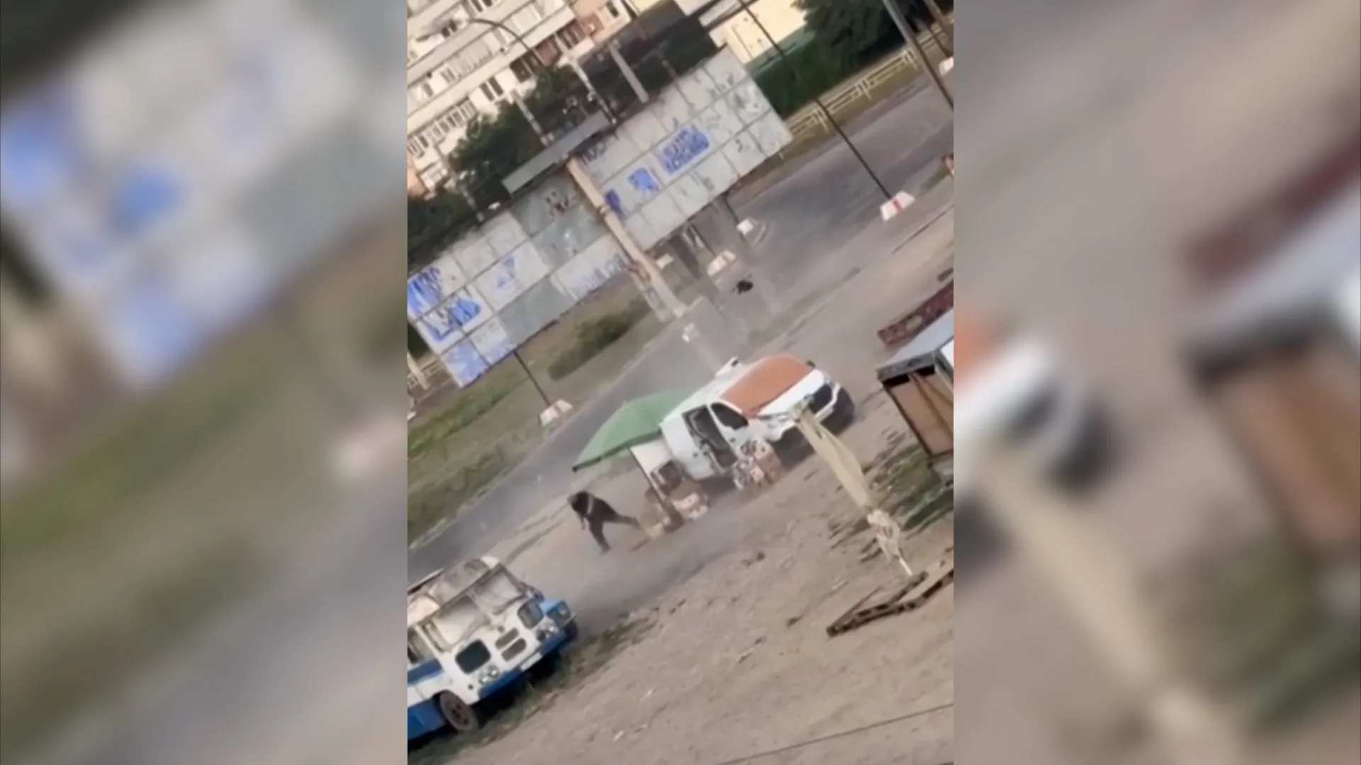 O dronă urmărește un bărbat în Herson, apoi explodează – un nou episod al războiului tehnologic