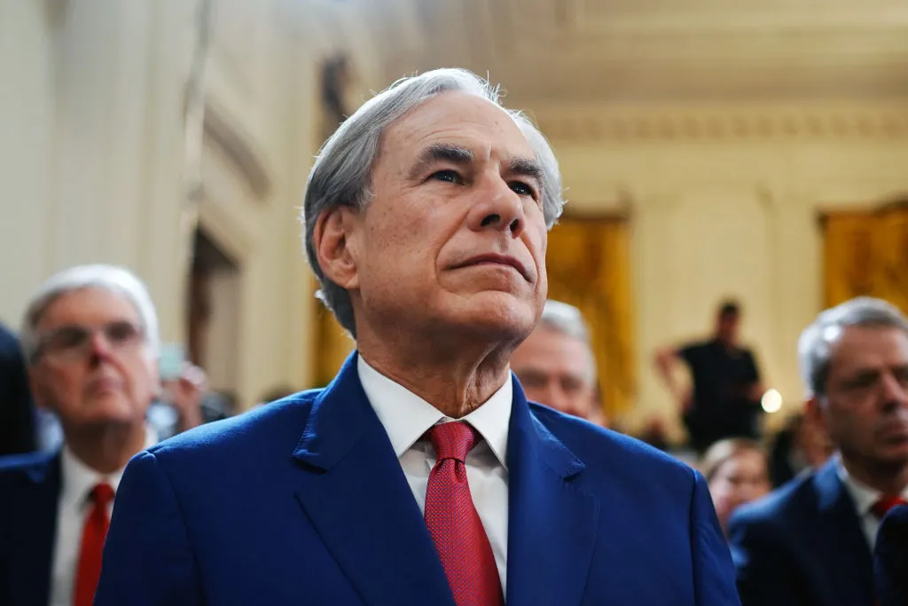 Texas oprește noile centre de date, guvernatorul cere audituri
