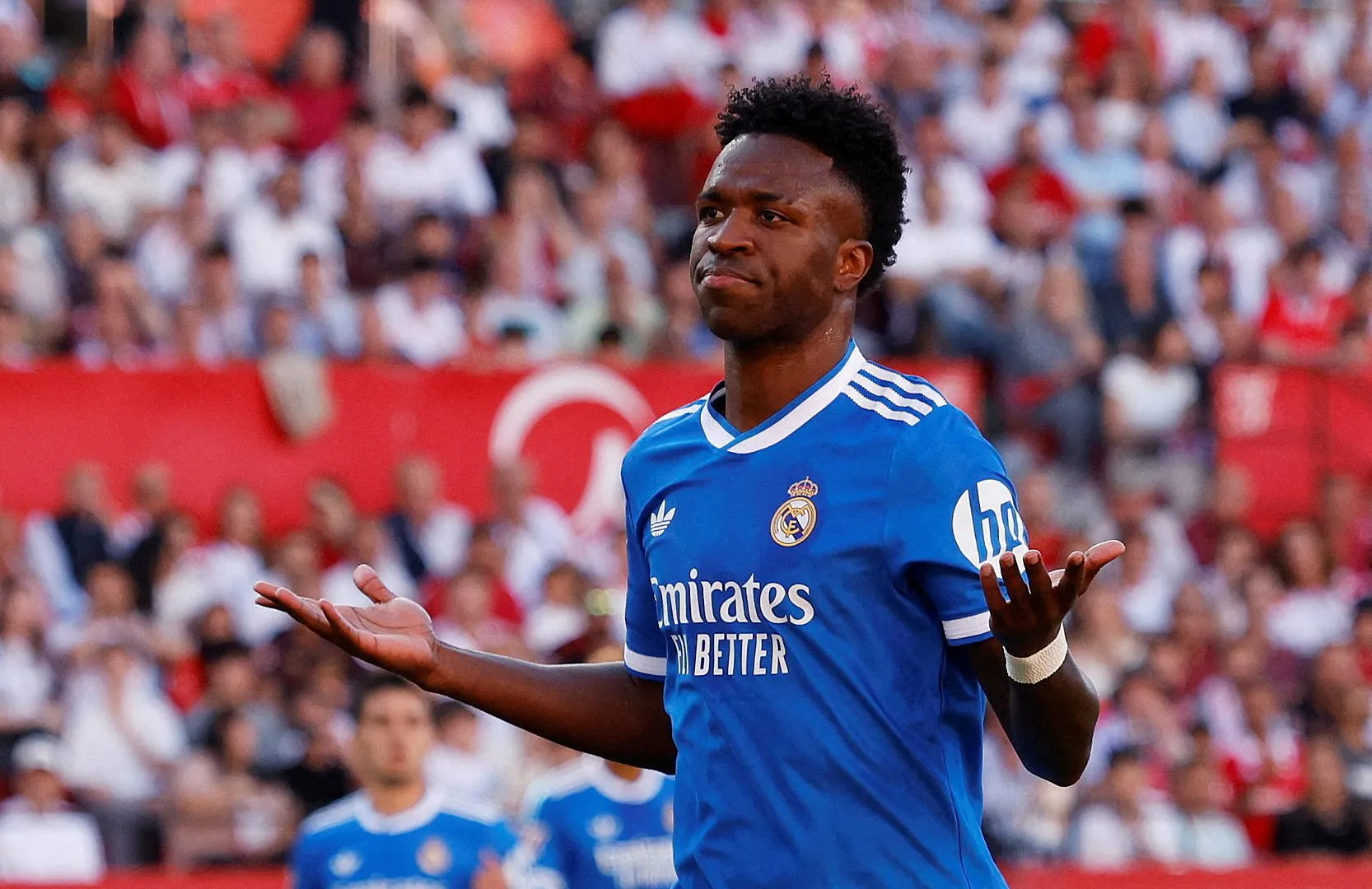 Real Madrid: Vinicius Junior lansează un indiciu uriaș despre viitorul său, în timp ce Arsenal îl urmărește