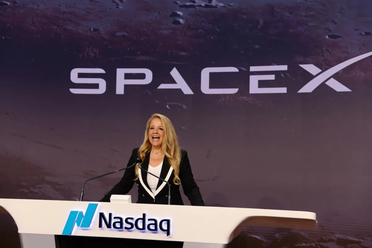 SpaceX își dublează veniturile datorită acordurilor AI cu Anthropic și Google și creșterii Starlink