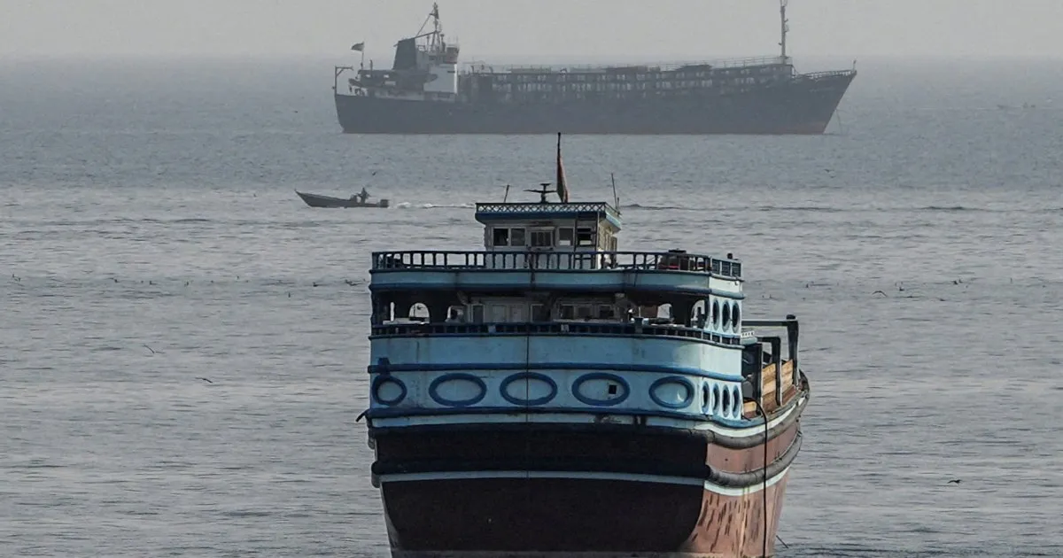 Iran, Oman și SUA „aproape” de un acord privind Strâmtoarea Hormuz: Ce urmărește fiecare?