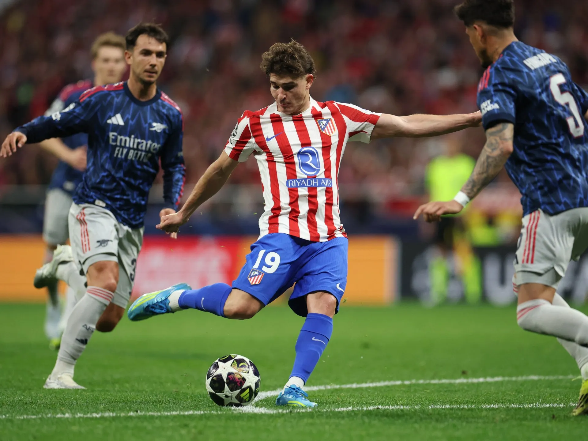 Atletico Madrid nu îl vinde pe Julian Alvarez: Simeone și Gil Marin închid subiectul transferului la Barcelona