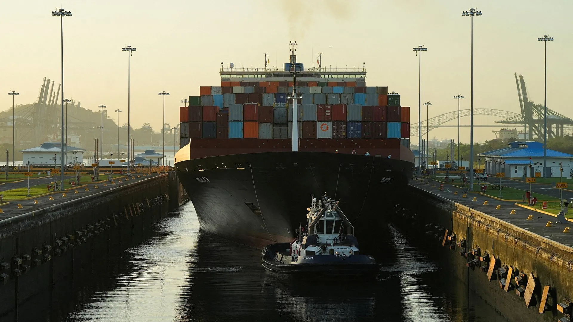 Canalul Panama reduce traficul maritim pe fondul unui El Niño „extrem”