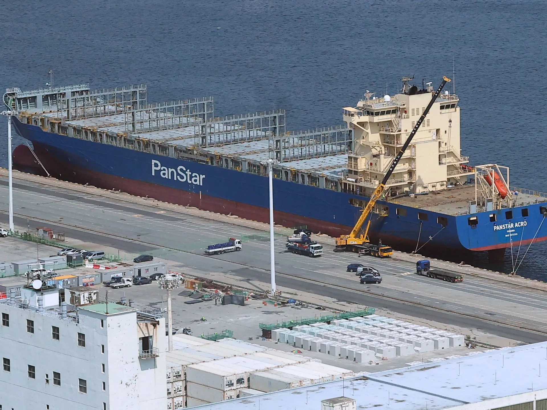 Coreea de Sud trimite primul containerier pe ruta Arctică: o nouă eră sau un risc ecologic?