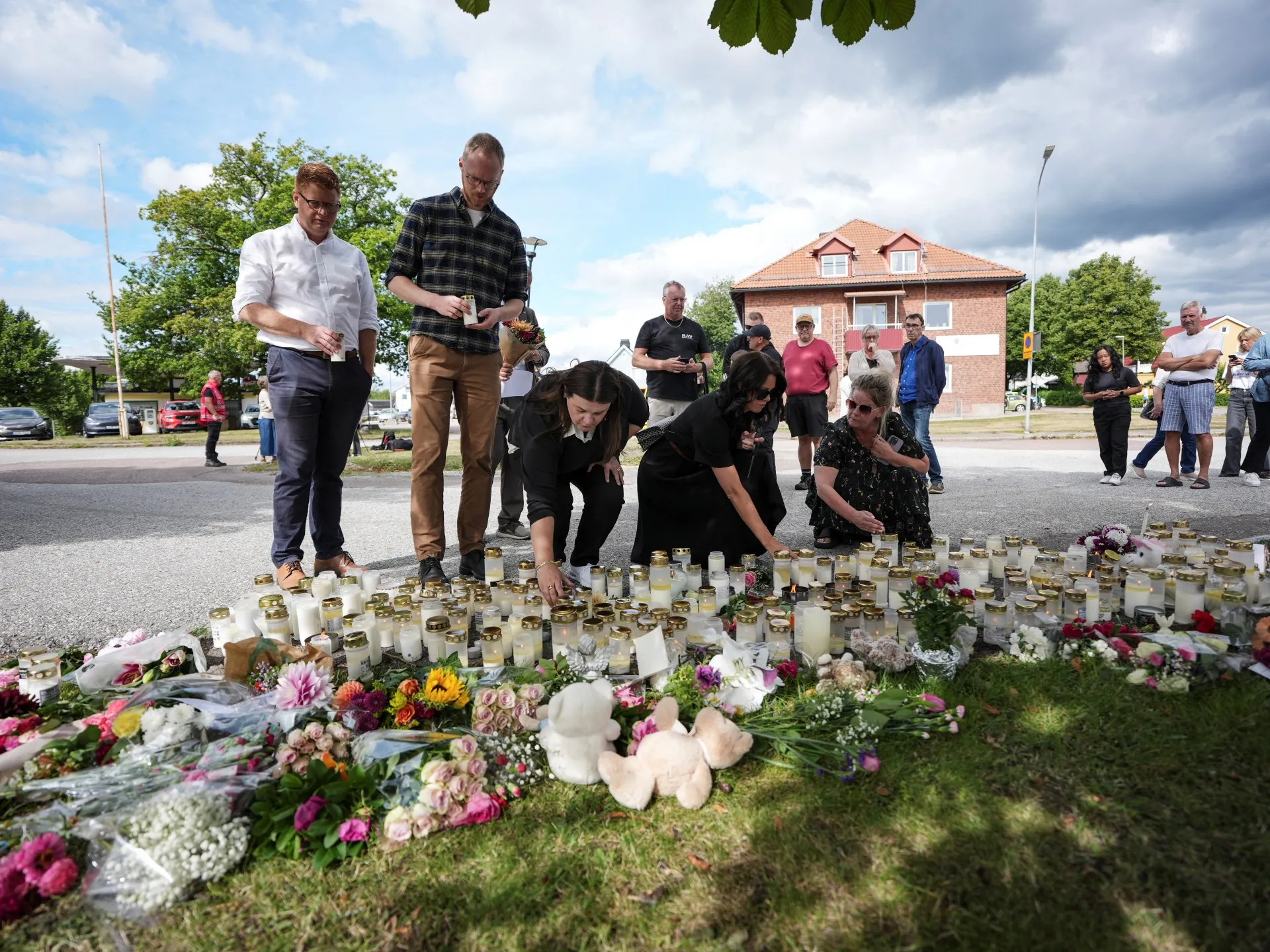 Tragedie în Suedia: O elevă de 17 ani, victimă a atacului cu sabia la o școală din Fagersta