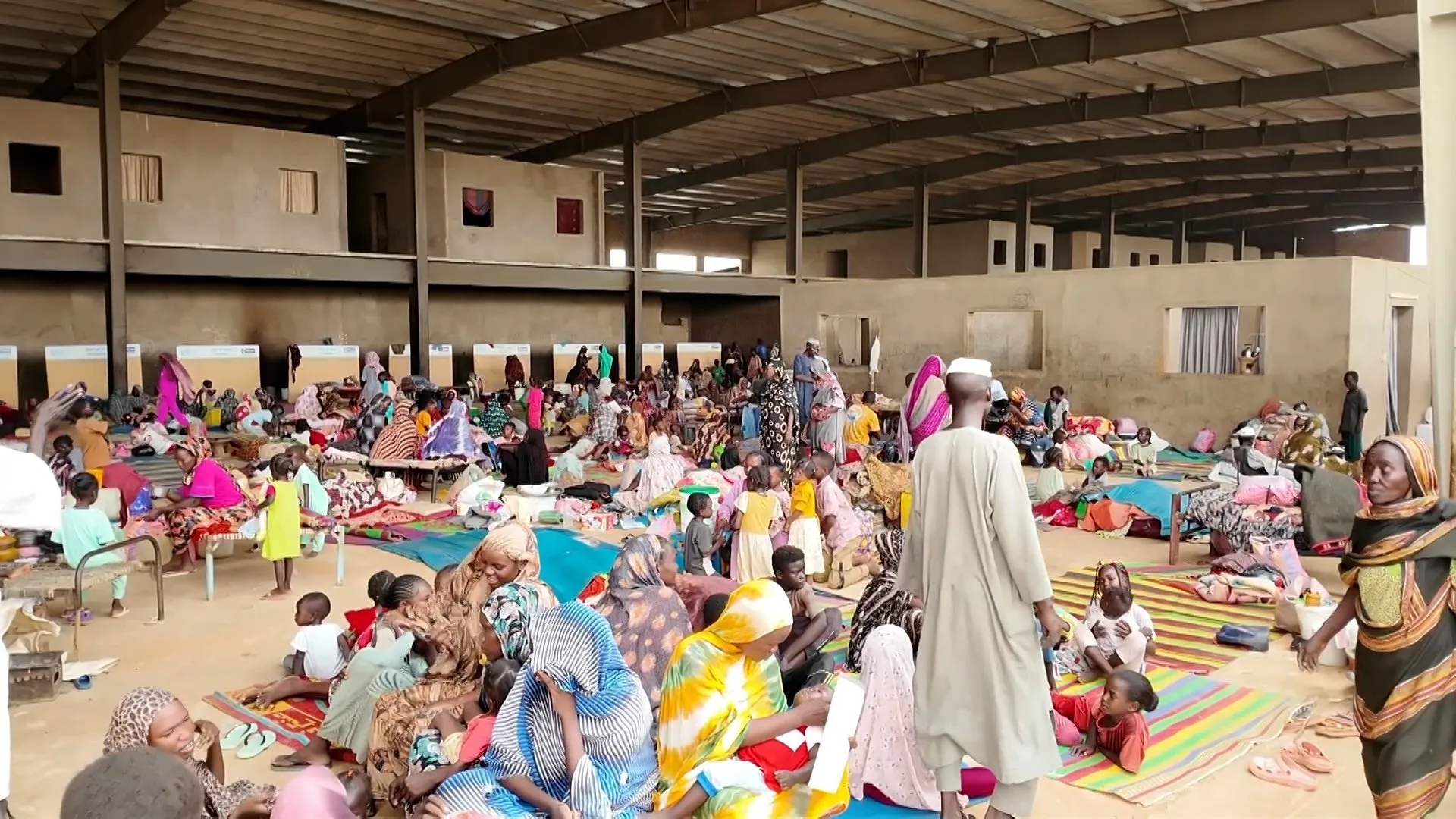Exod dramatic în Sudan: Mii de familii fug de lupte în statul Kordofan de Nord
