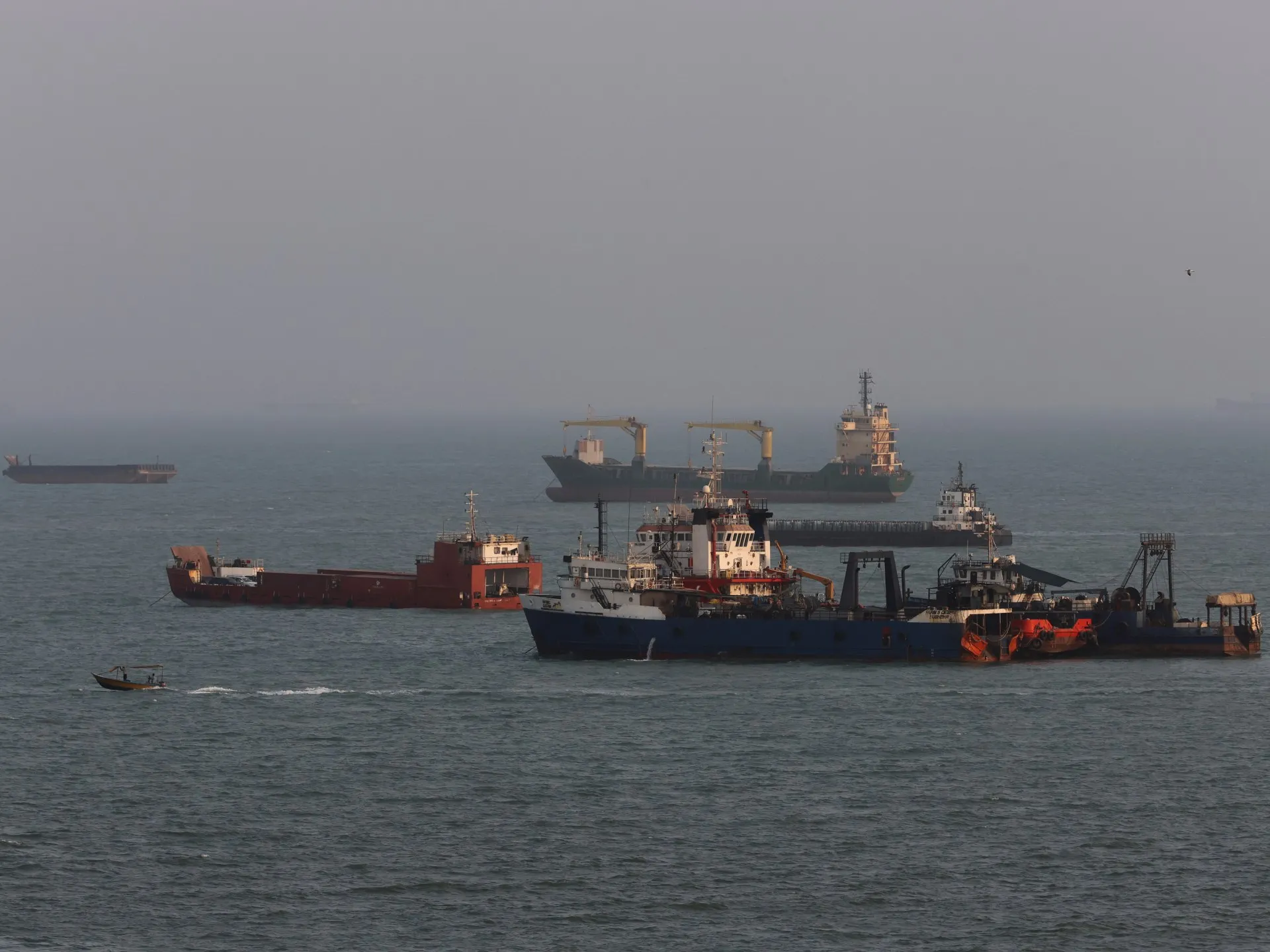 Iranul pregătește taxe pentru navele din Strâmtoarea Hormuz: un nou front în războiul economic cu SUA
