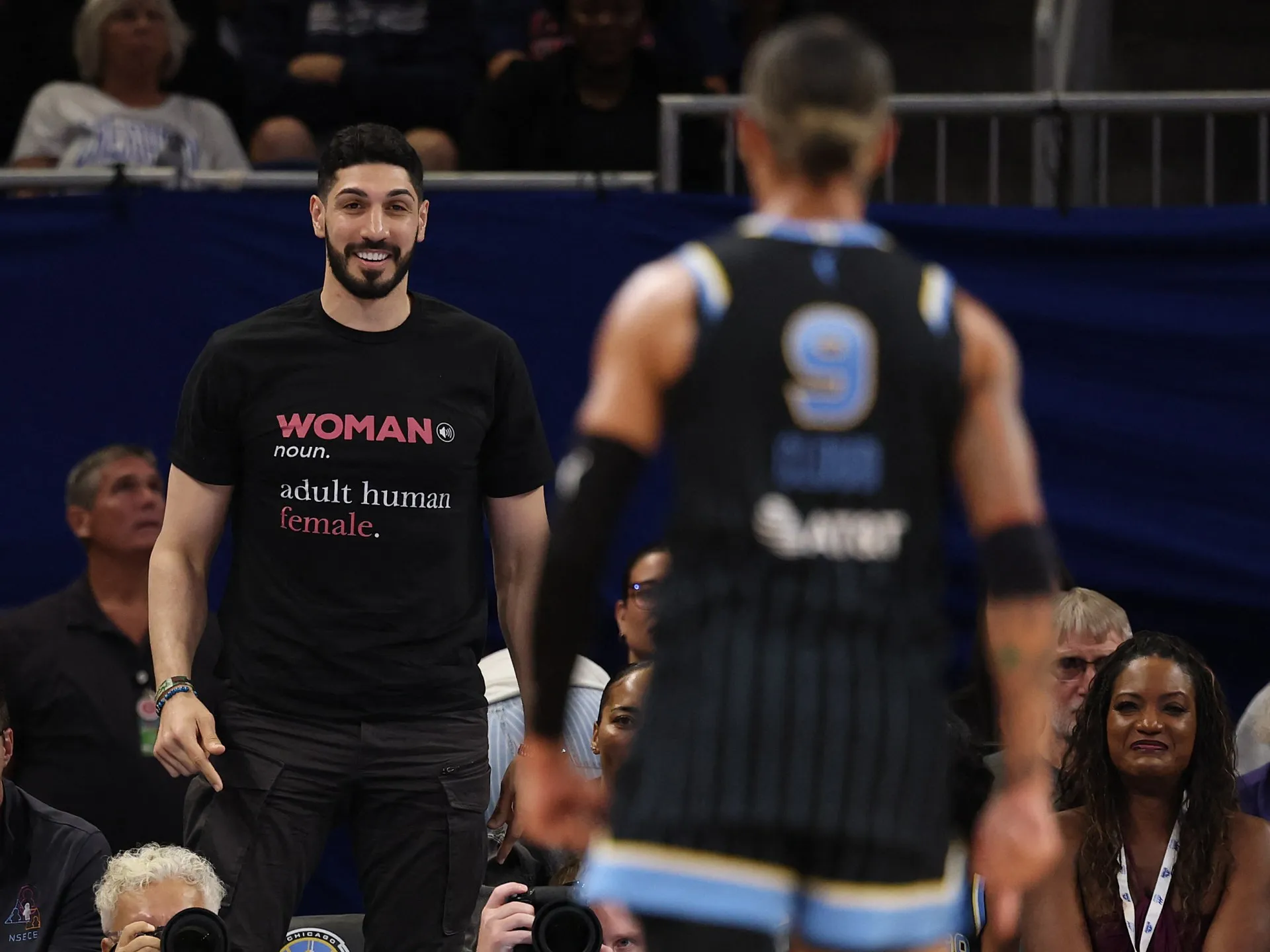 Scandal în WNBA: Enes Kanter, eliminat după o confruntare cu Natasha Cloud într-un meci tensionat