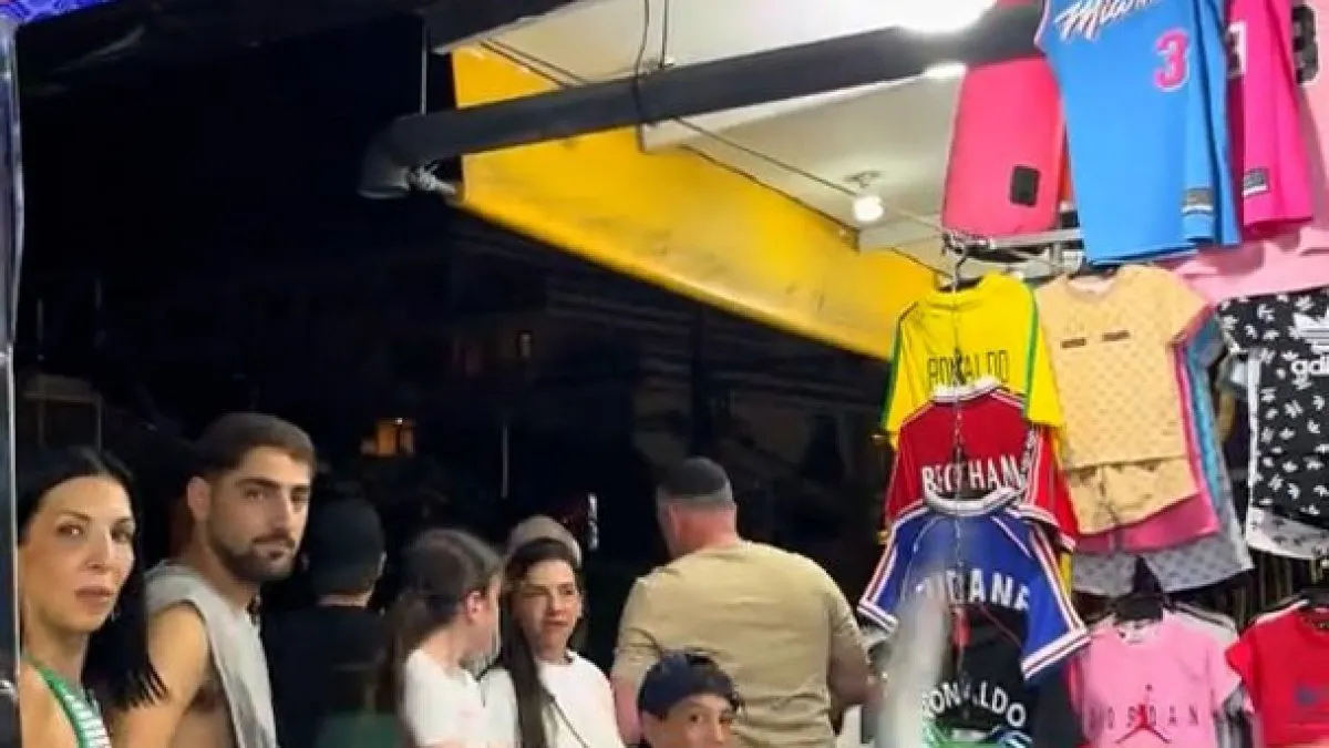 Incident tensionat în Thailanda: Vânzător thailandez confruntă turiști israelieni și ridică steagul palestinian