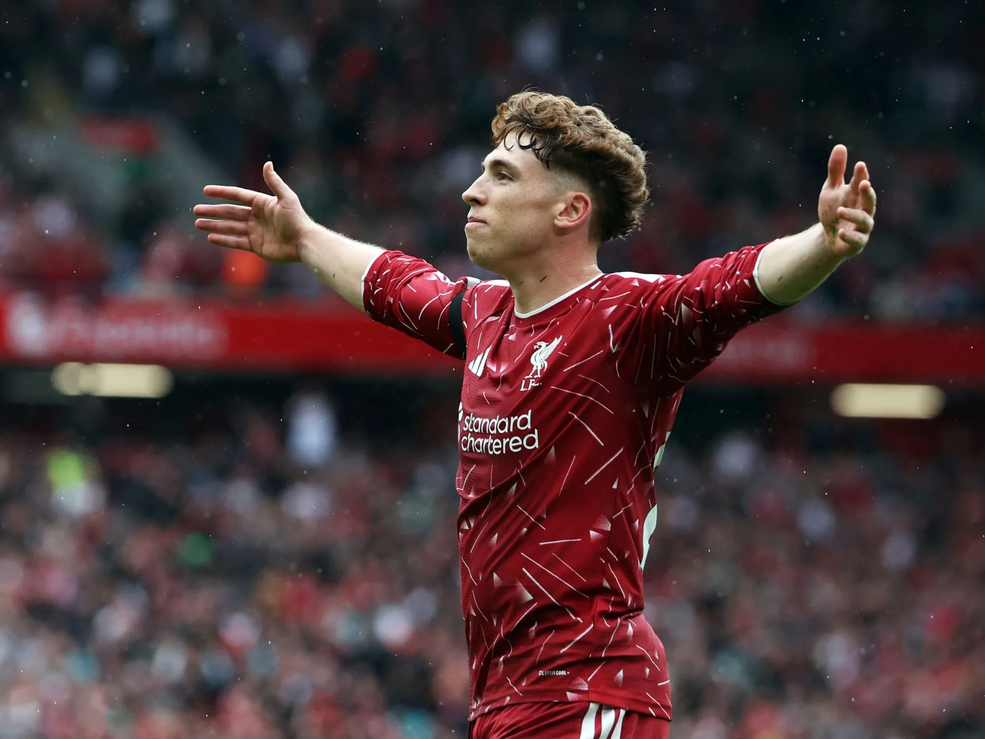 Liverpool scapă cu un egal dramatic în fața lui Nottingham Forest, la debutul lui Iraola pe Anfield