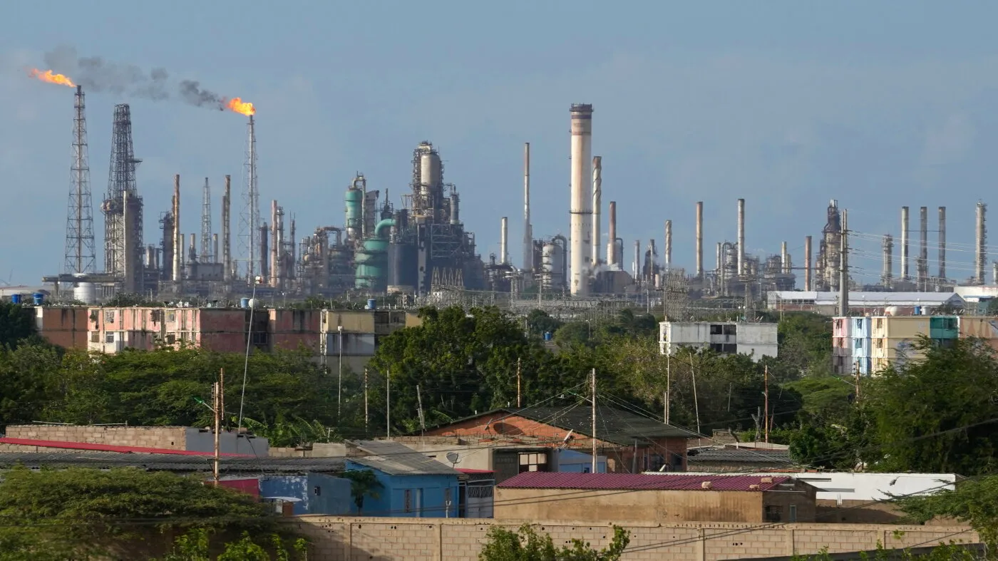 Casa Albă dezvăluie detalii despre acordul petrolier cu Venezuela: Pentagonul primește o participație de 35% într-o companie mixtă