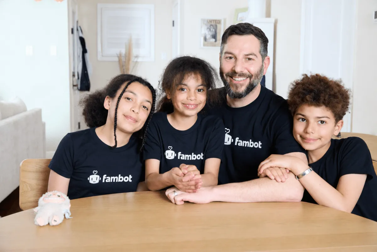 Fambot: noul „șef de stat major” AI care vrea să preia din haosul logistic al familiilor