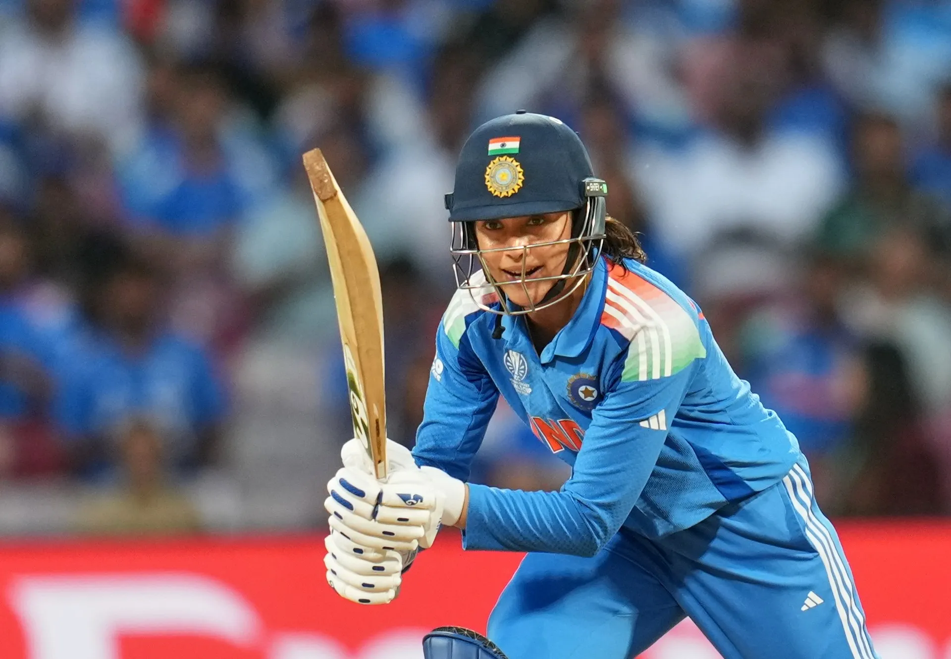 Smriti Mandhana intră în istorie: devine cea mai prolifică marcatoare de run-uri din cricketul feminin internațional