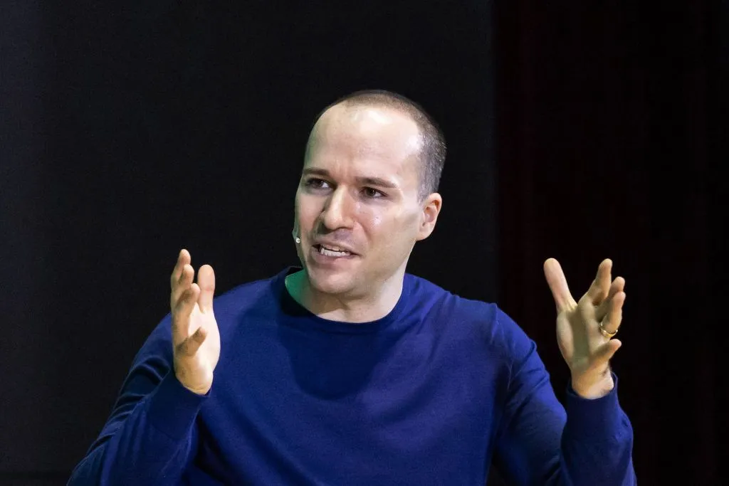 OpenAI lansează Astra: noul model puternic și controversat care redefinește granițele inteligenței artificiale
