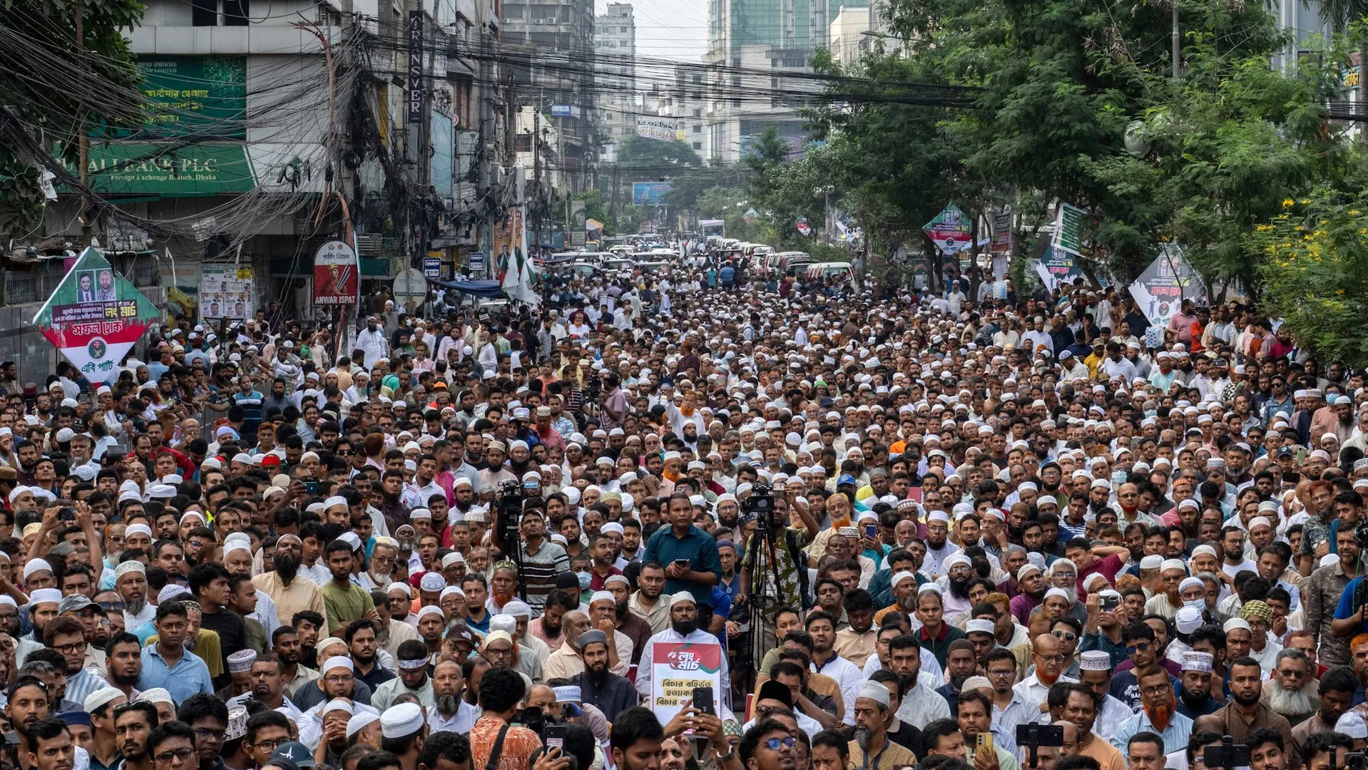 Proteste masive în Bangladesh: cetățenii cer măsuri urgente împotriva scumpirilor