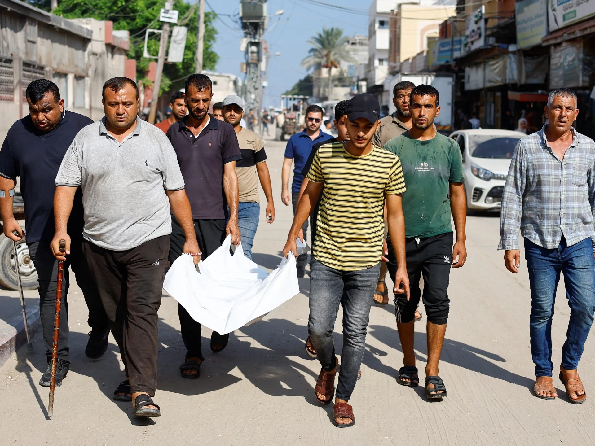 Atacurile israeliene asupra Gazei ucid cinci palestinieni, inclusiv doi copii, în ciuda „încetării focului”