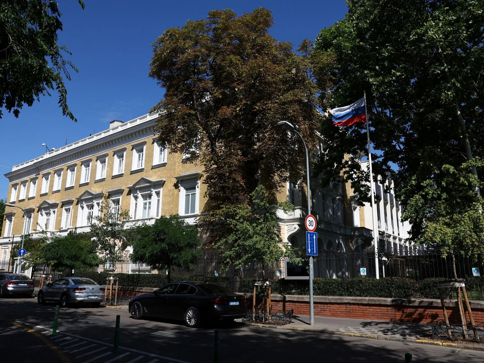 Ungaria expulzează 10 diplomați ruși, Moscova promite un răspuns dur și dureros