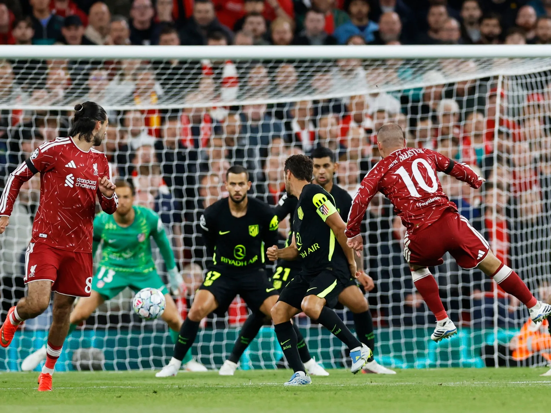 Liverpool întoarce meciul cu Atletico Madrid și câștigă cu 2-1 în debutul Ligii Campionilor