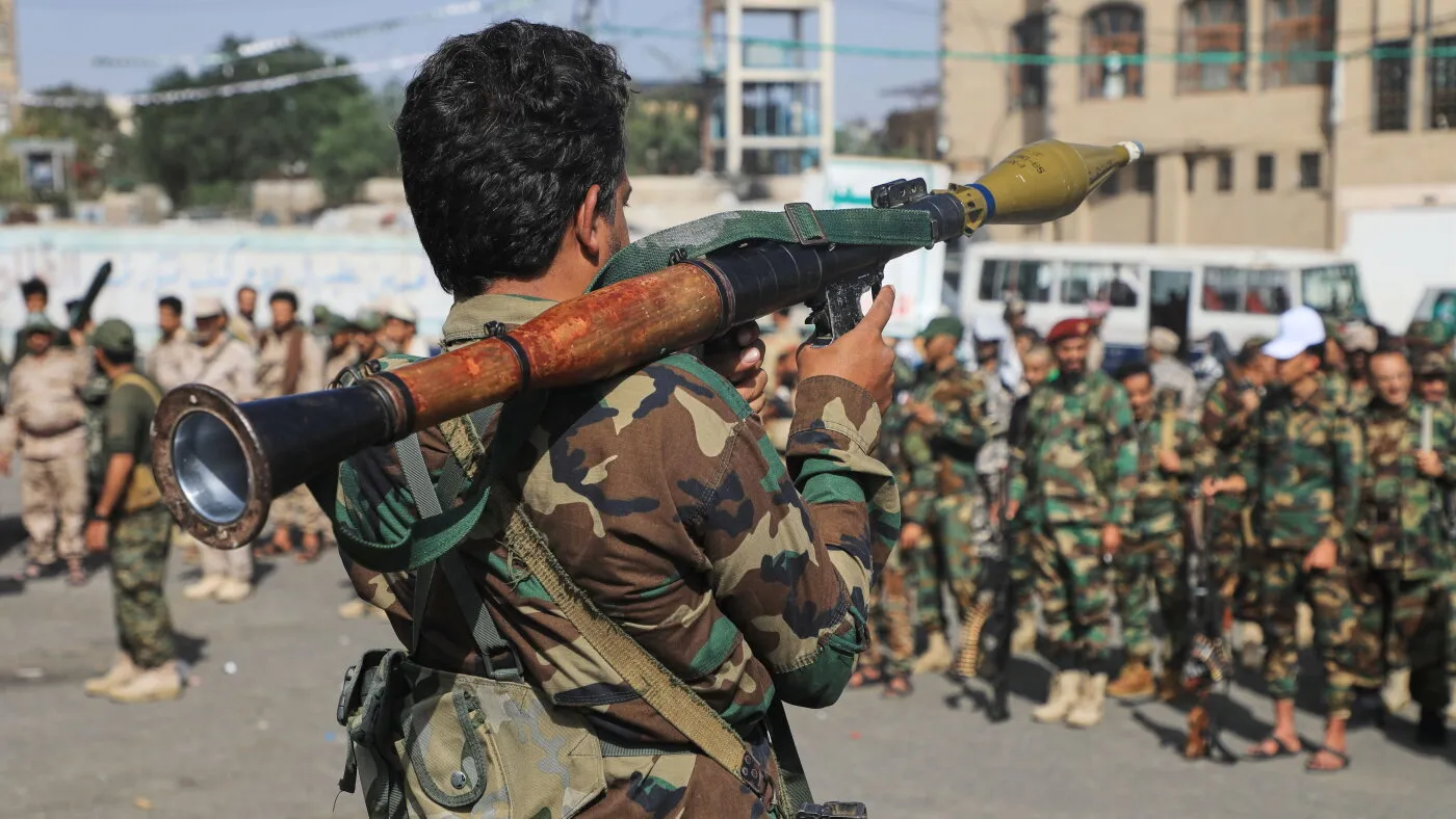De ce câștigurile militare ale houthiților în Yemen ar putea umfla și mai mult prețurile la carburanți