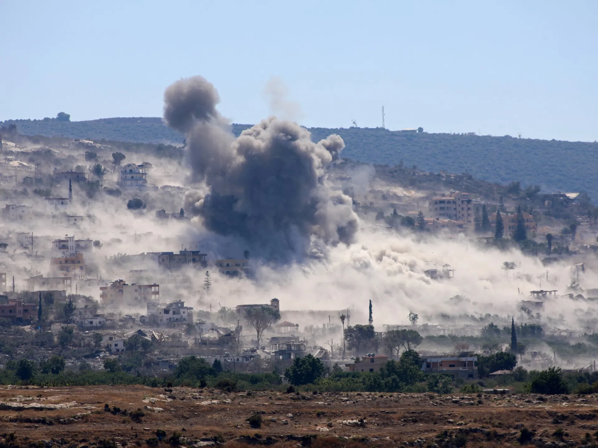 Negocierile Israel-Liban, amânate pe fondul exploziilor care zguduie sudul Libanului