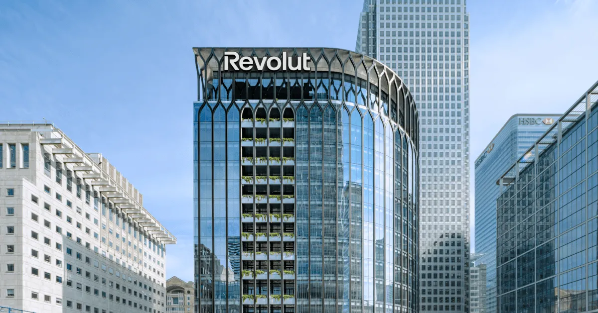 Revolut recunoaște o breșă de securitate: hackerii au păcălit compania folosind o adresă de e-mail guvernamentală falsă