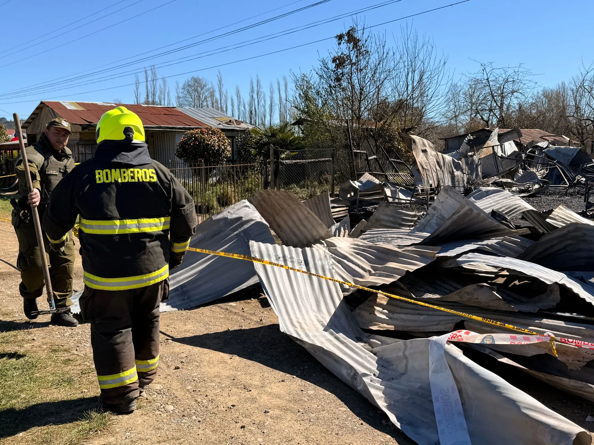Tragedie la Pitrufquen: 16 bătrâni morți într-un incendiu la un centru de îngrijire cu istoric de abuzuri
