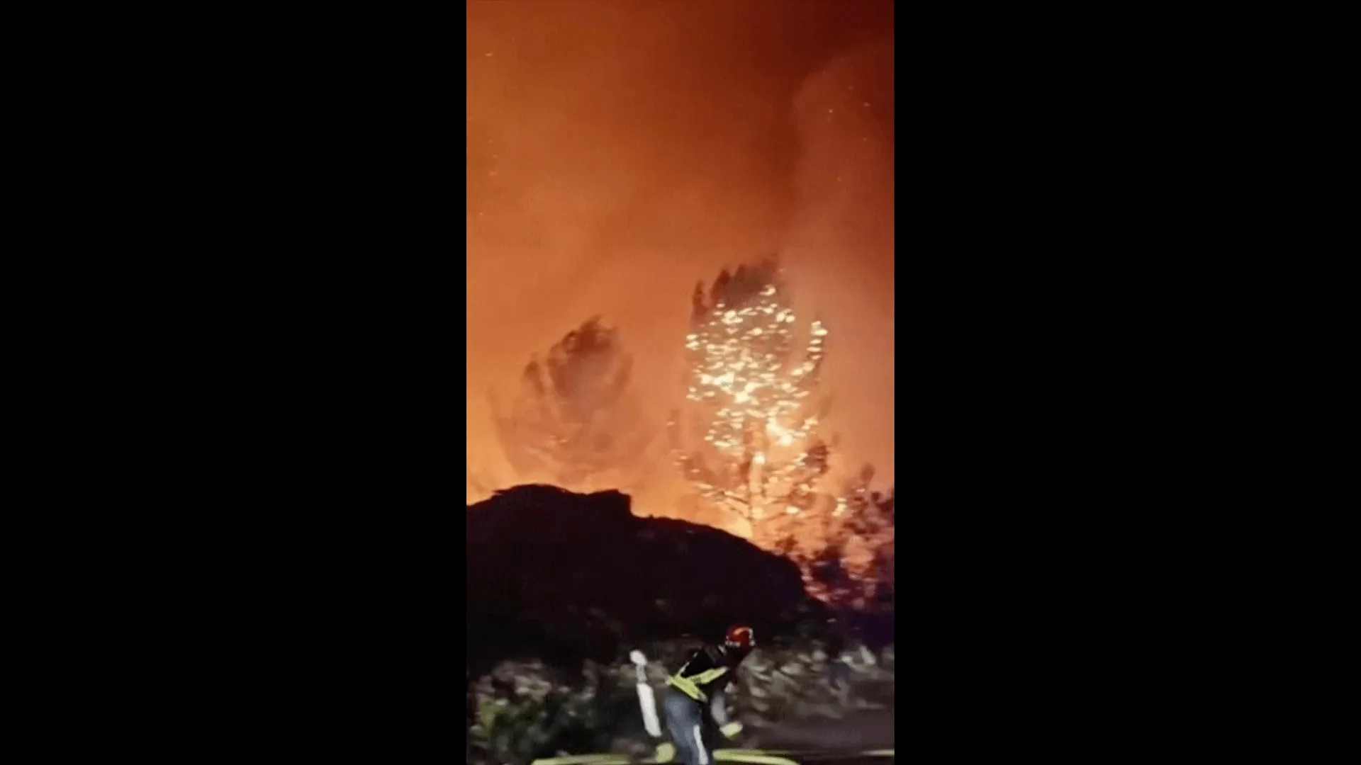 Focul apuca Brač: Insula din Dalmație luptă împotriva unui incendiu devastator attizat de vântul bura