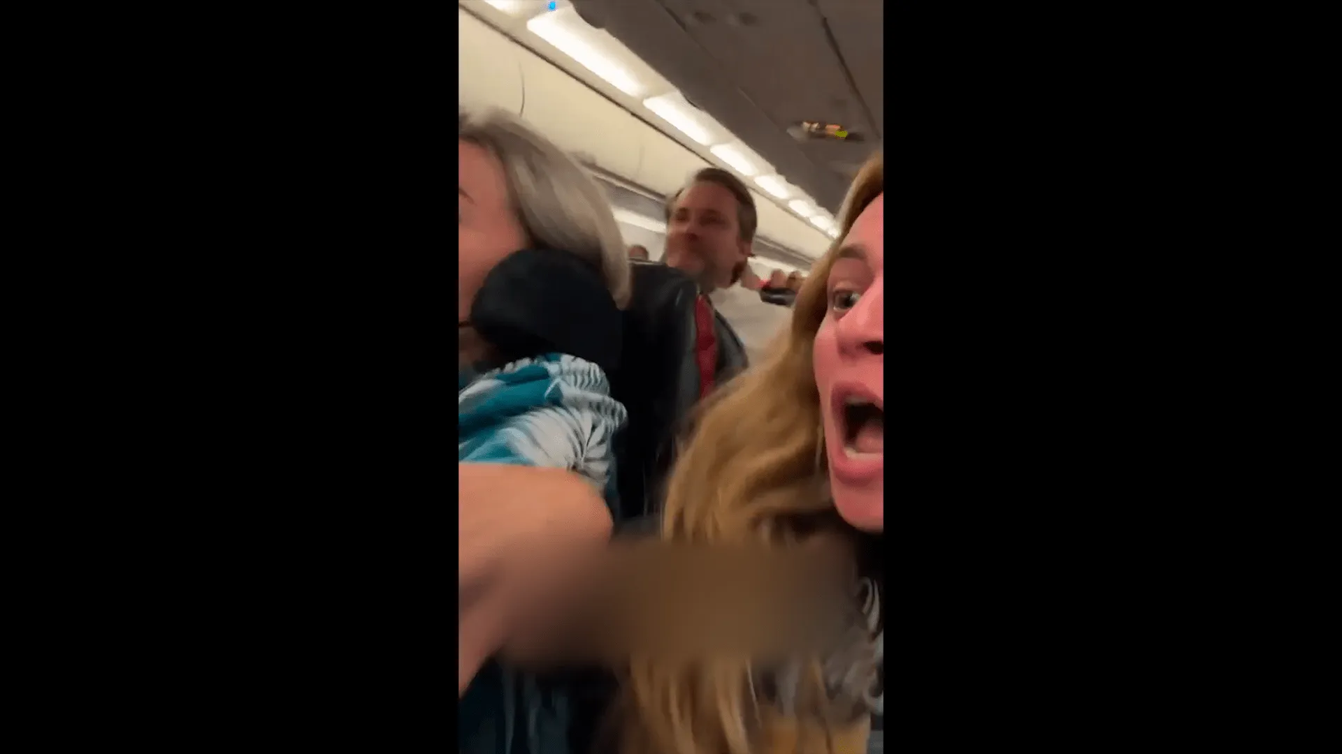 „Am început să cădem ca o piatră”: Turbulență terifiantă pe un zbor Turkish Airlines spre Tunis