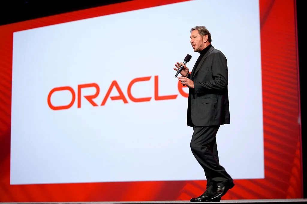 Larry Ellison anulează vânzarea de acțiuni Oracle în valoare de 7,5 miliarde de dolari: ce se află în spatele deciziei?