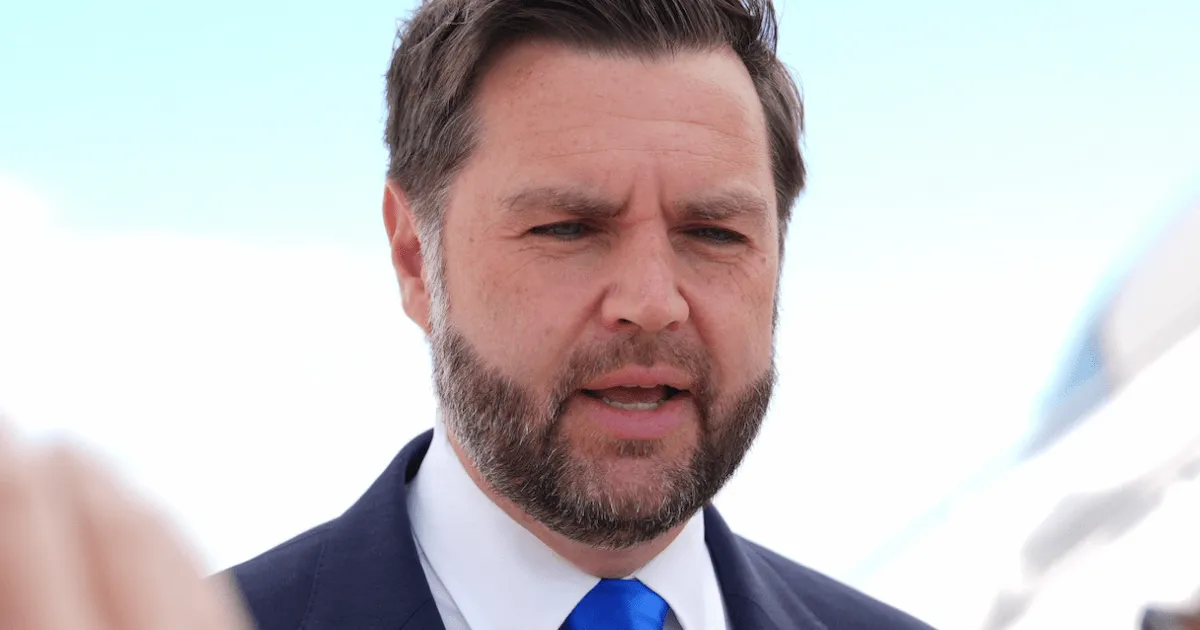 JD Vance: „Suntem pe deplin stăpâni pe situație” în privința înaintării houthiților în Marea Roșie