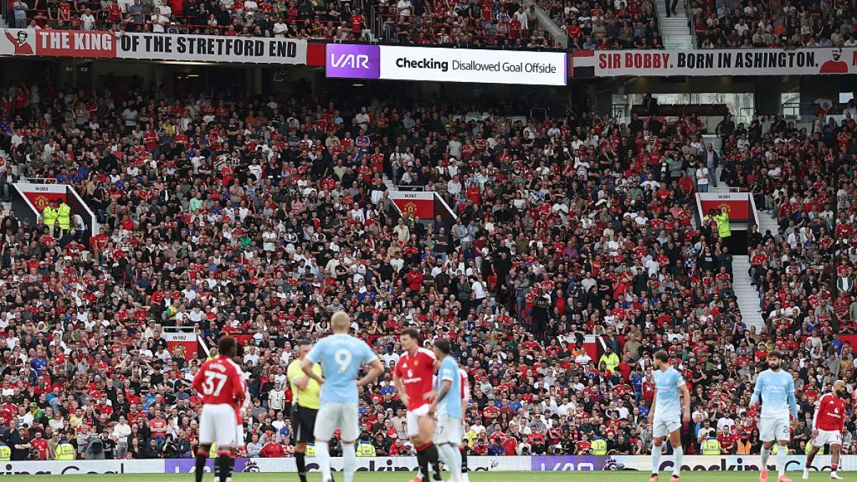 VAR-ul de la derby-ul Manchesterului, suspendat de la meciurile din weekend